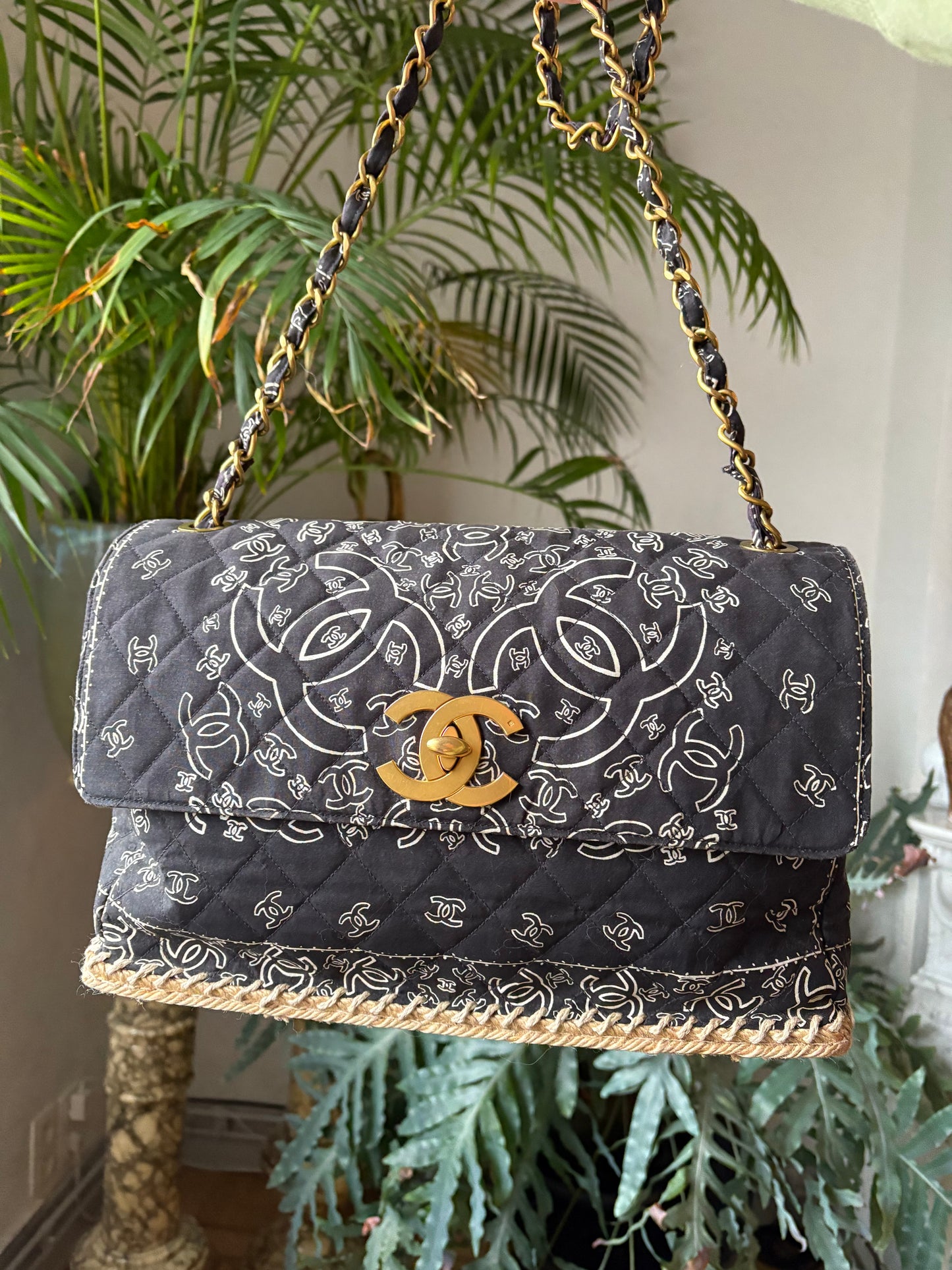 Chanel Bandana Jumbo