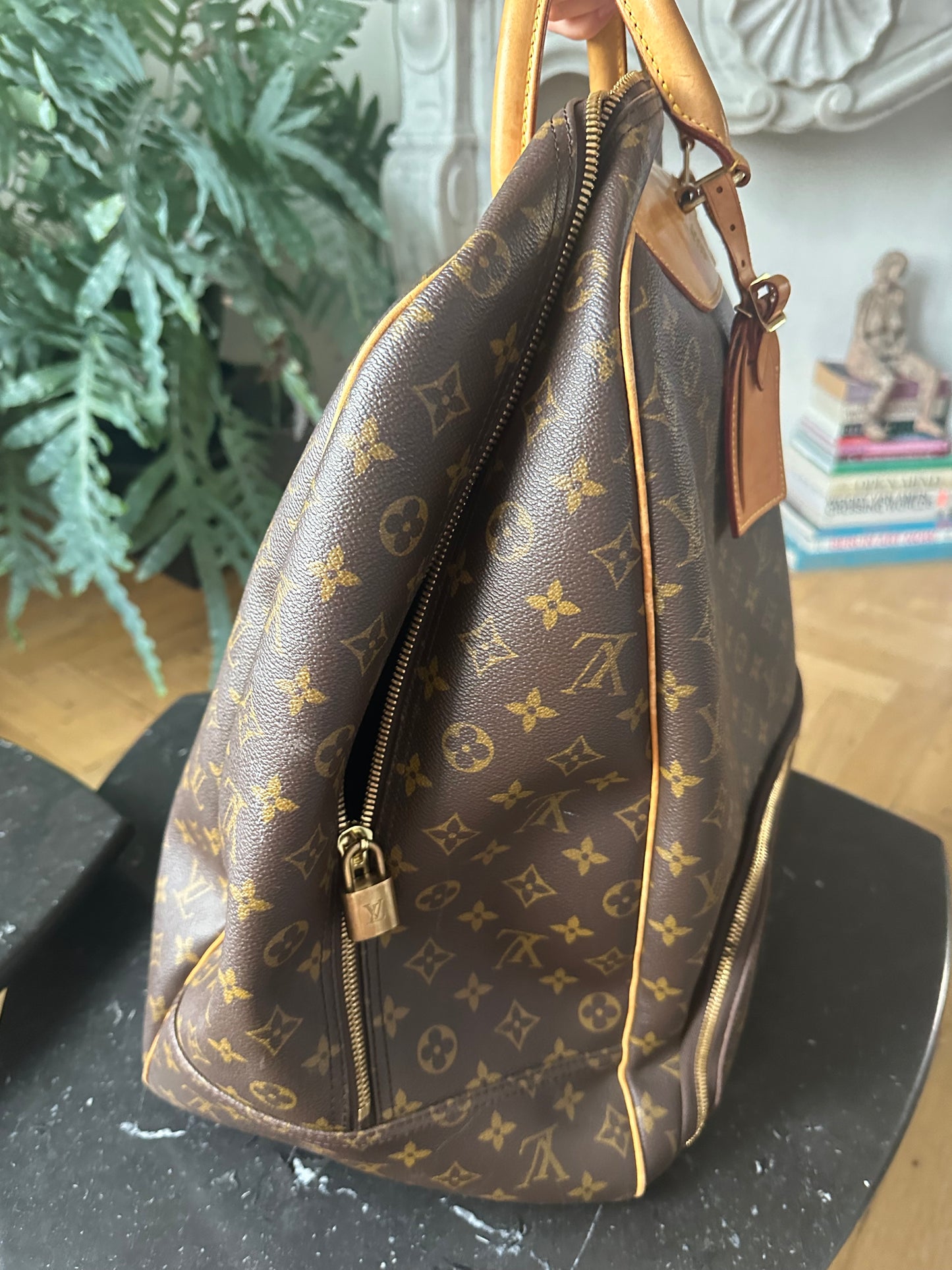 Louis Vuitton Evasion