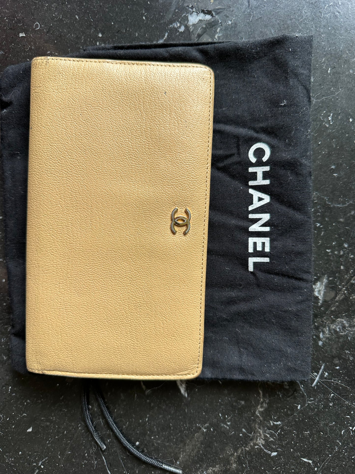Chanel wallet