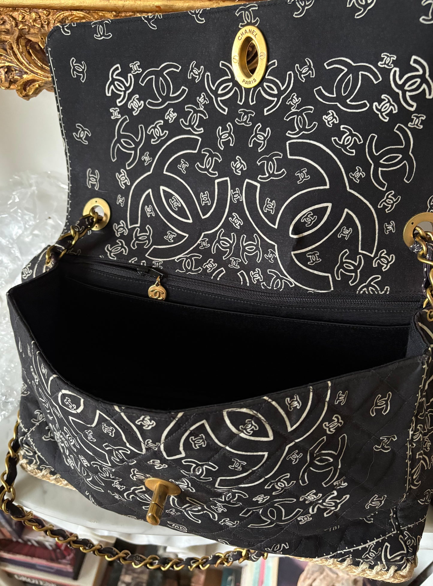 Chanel Bandana Jumbo