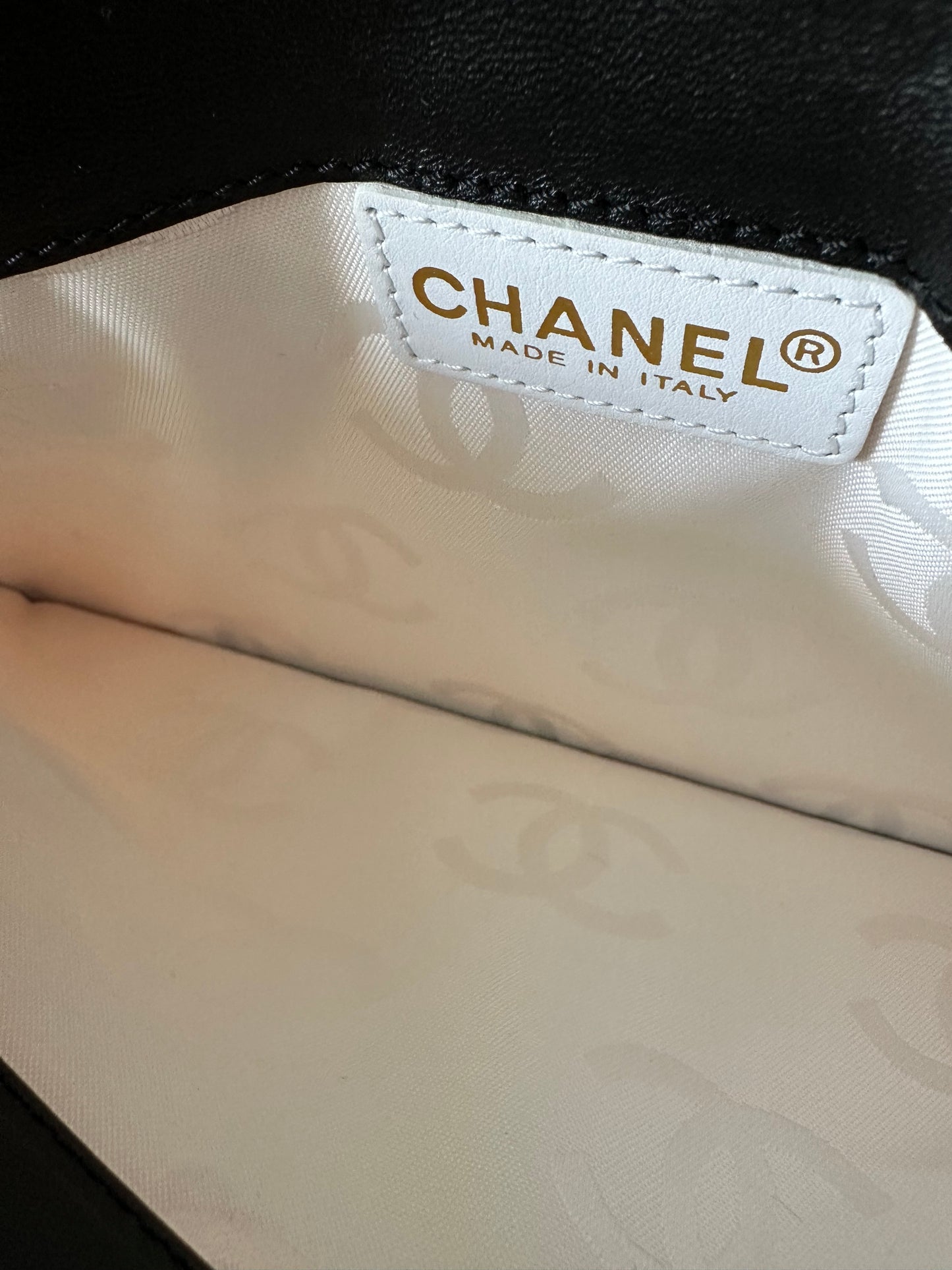 Chanel camelia clutch
