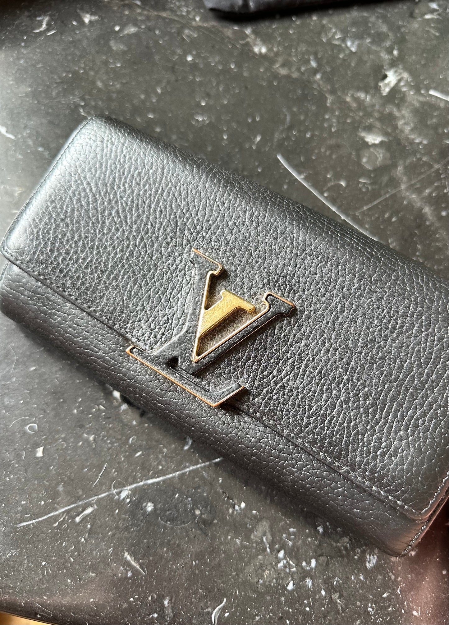 Louis Vuitton Capucines wallet