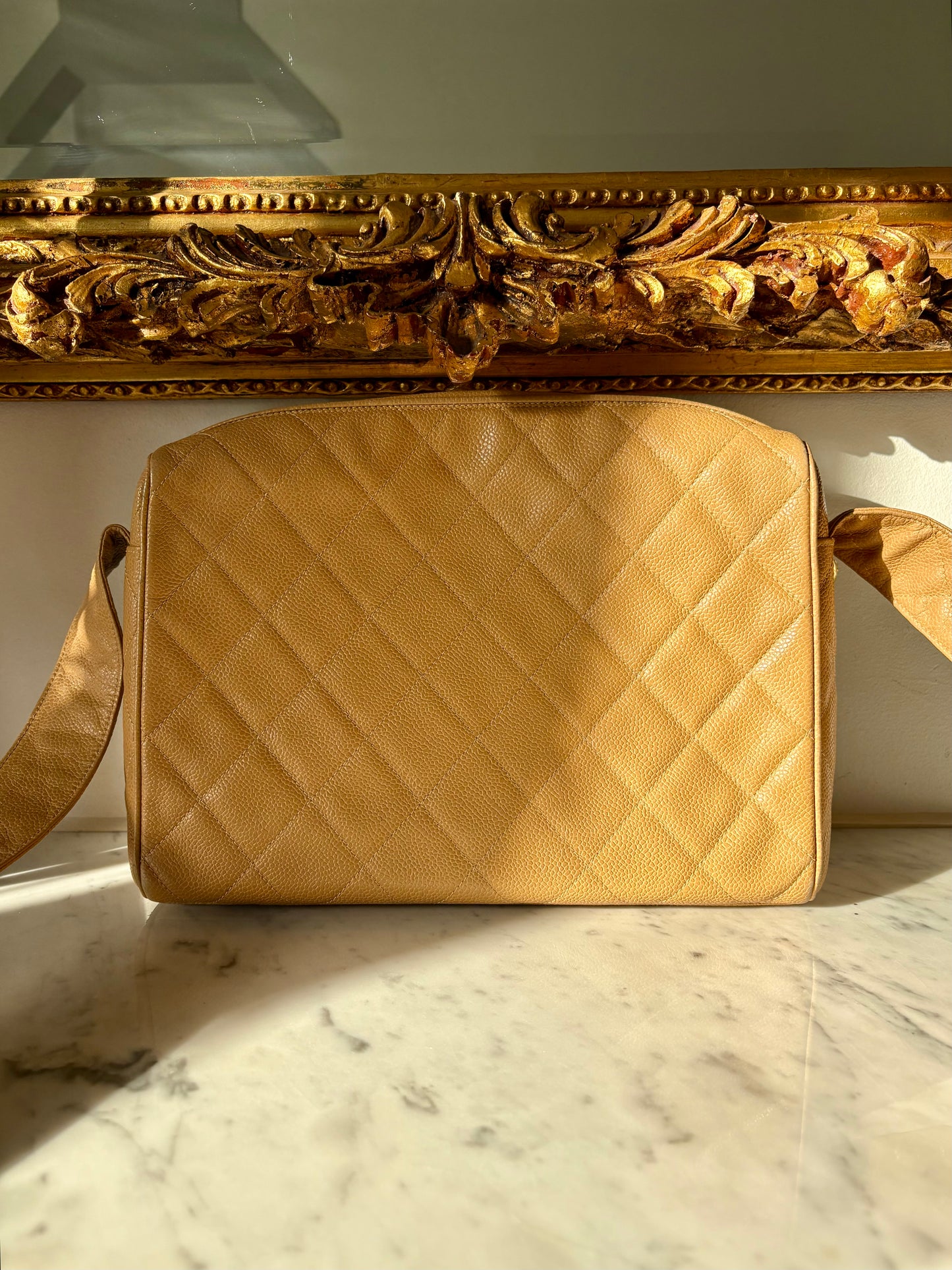 Chanel vintage crossbody bag