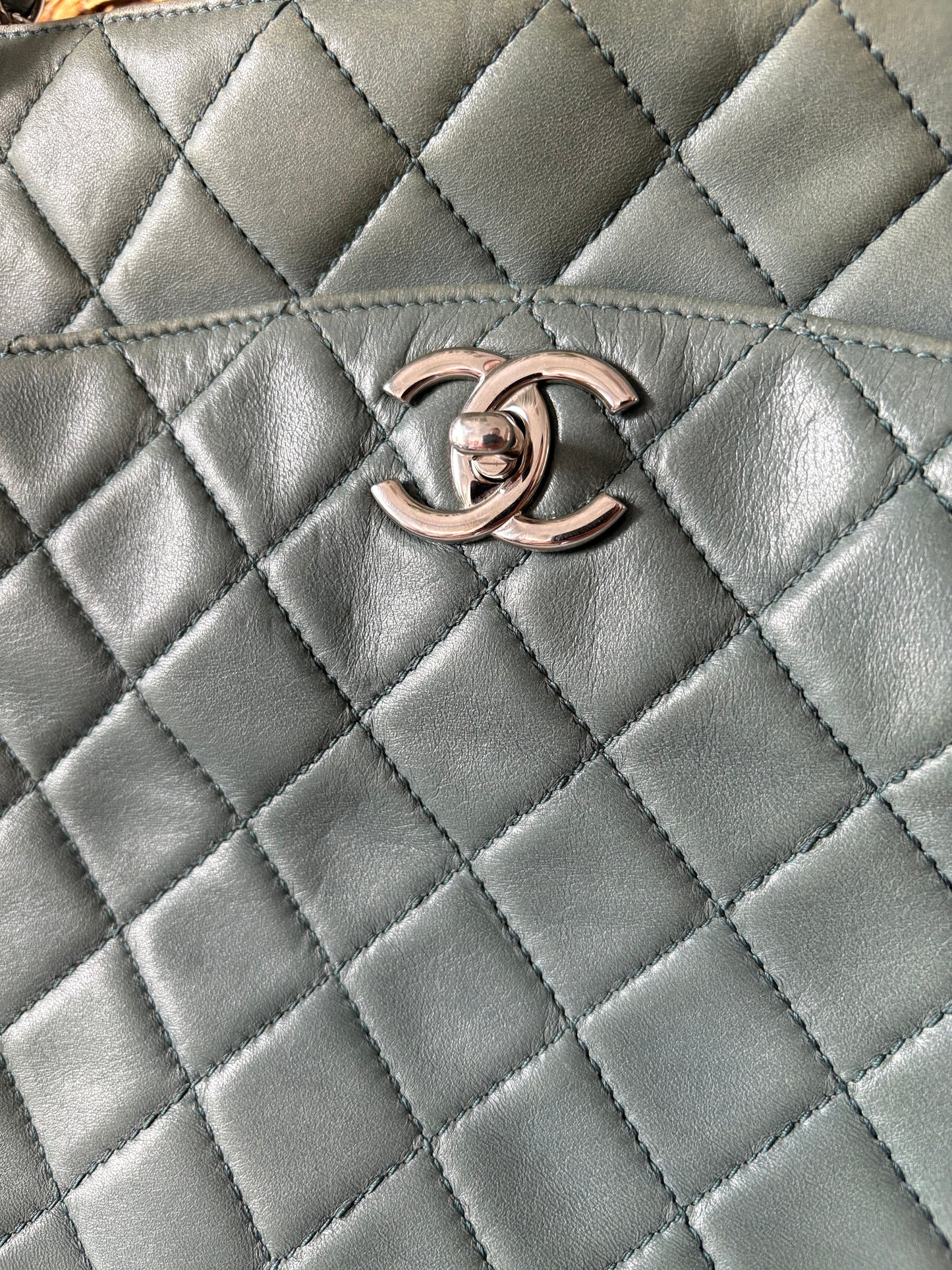 Chanel tote bag