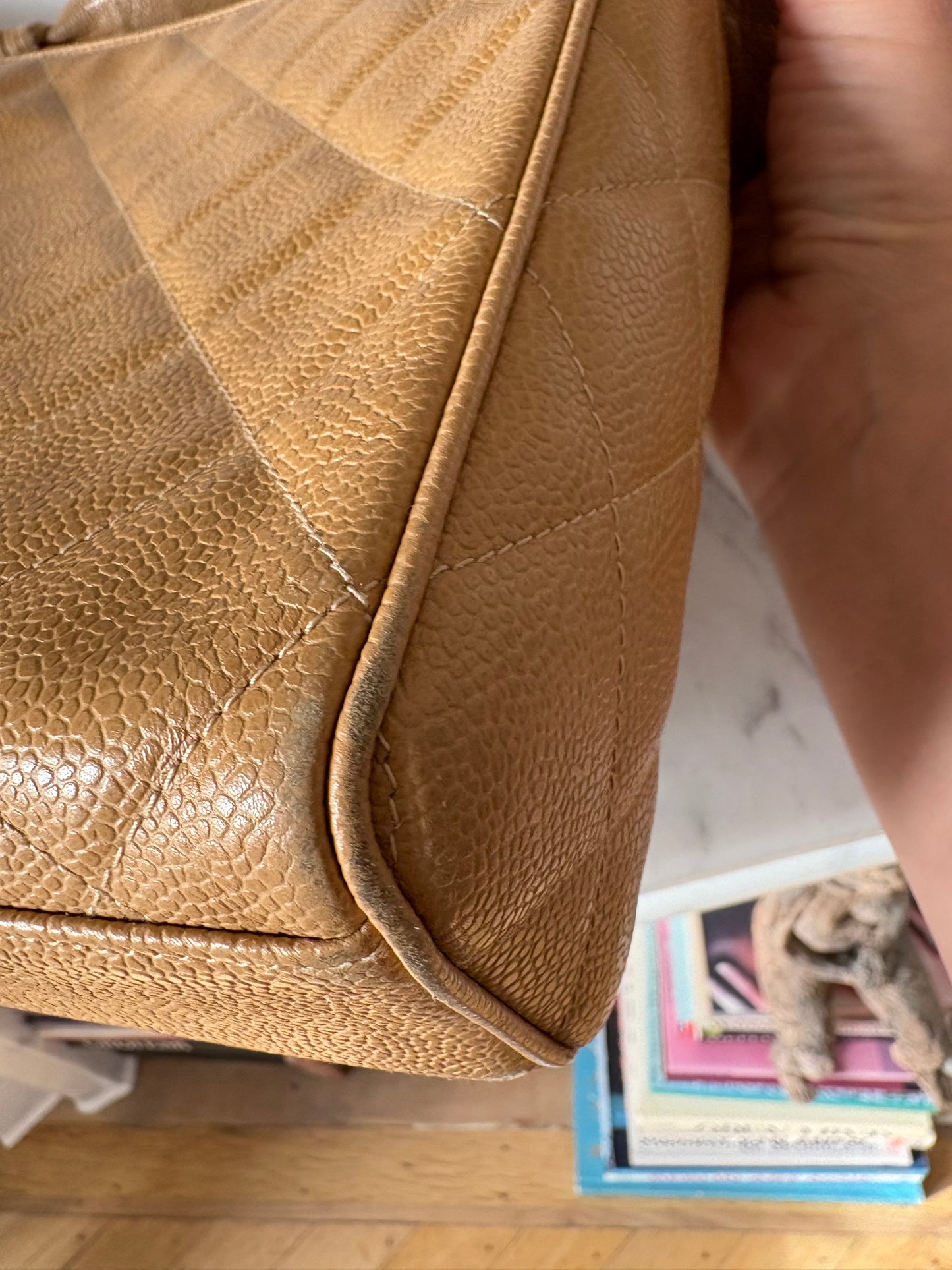 Chanel vintage crossbody bag