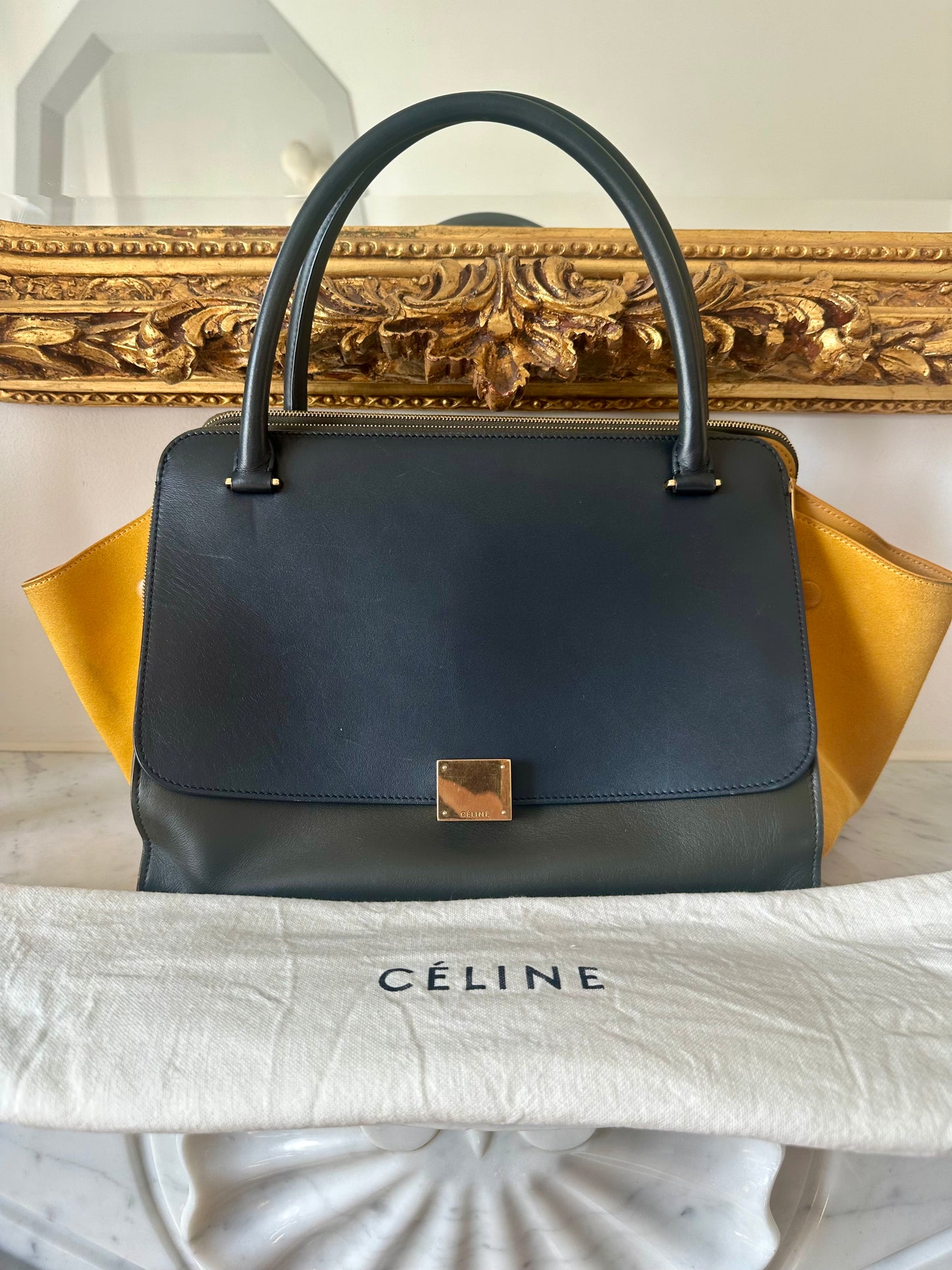 Celine Trapeze