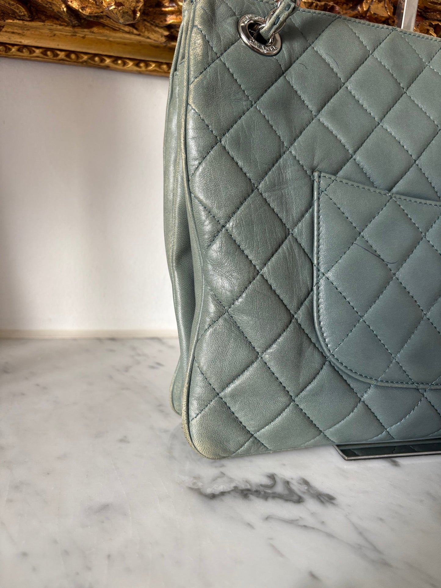 Chanel tote bag