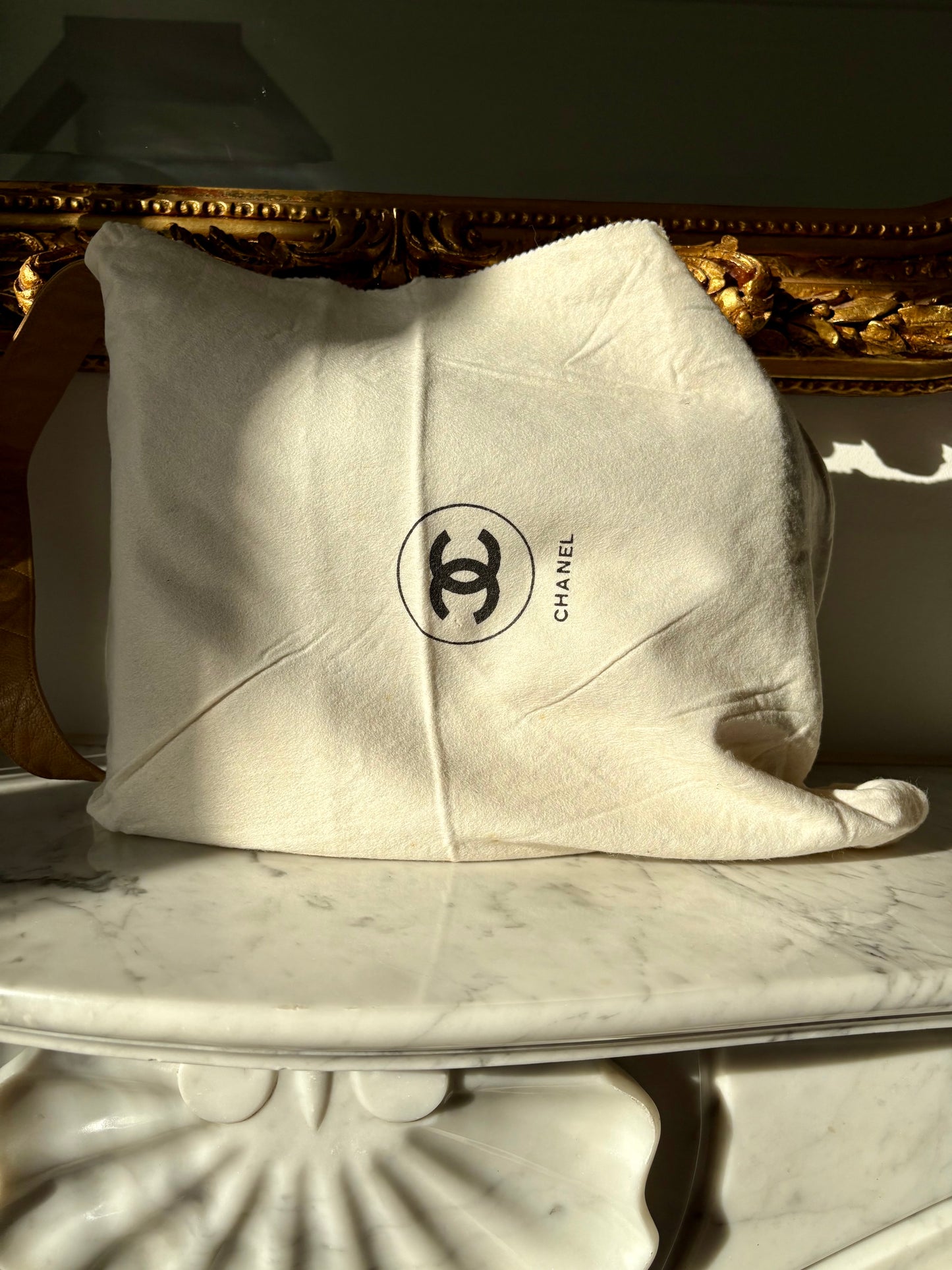 Chanel vintage crossbody bag