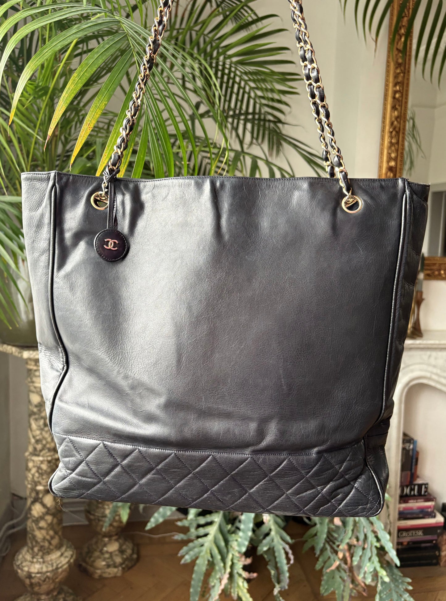 Chanel vintage tote