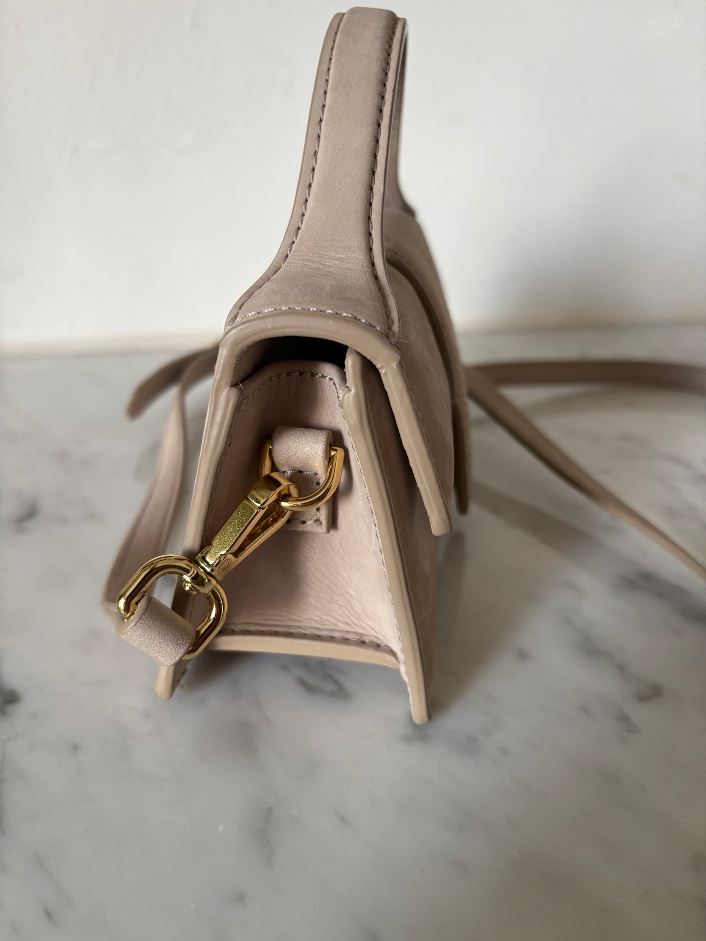 Jacquemus le bambino dark beige