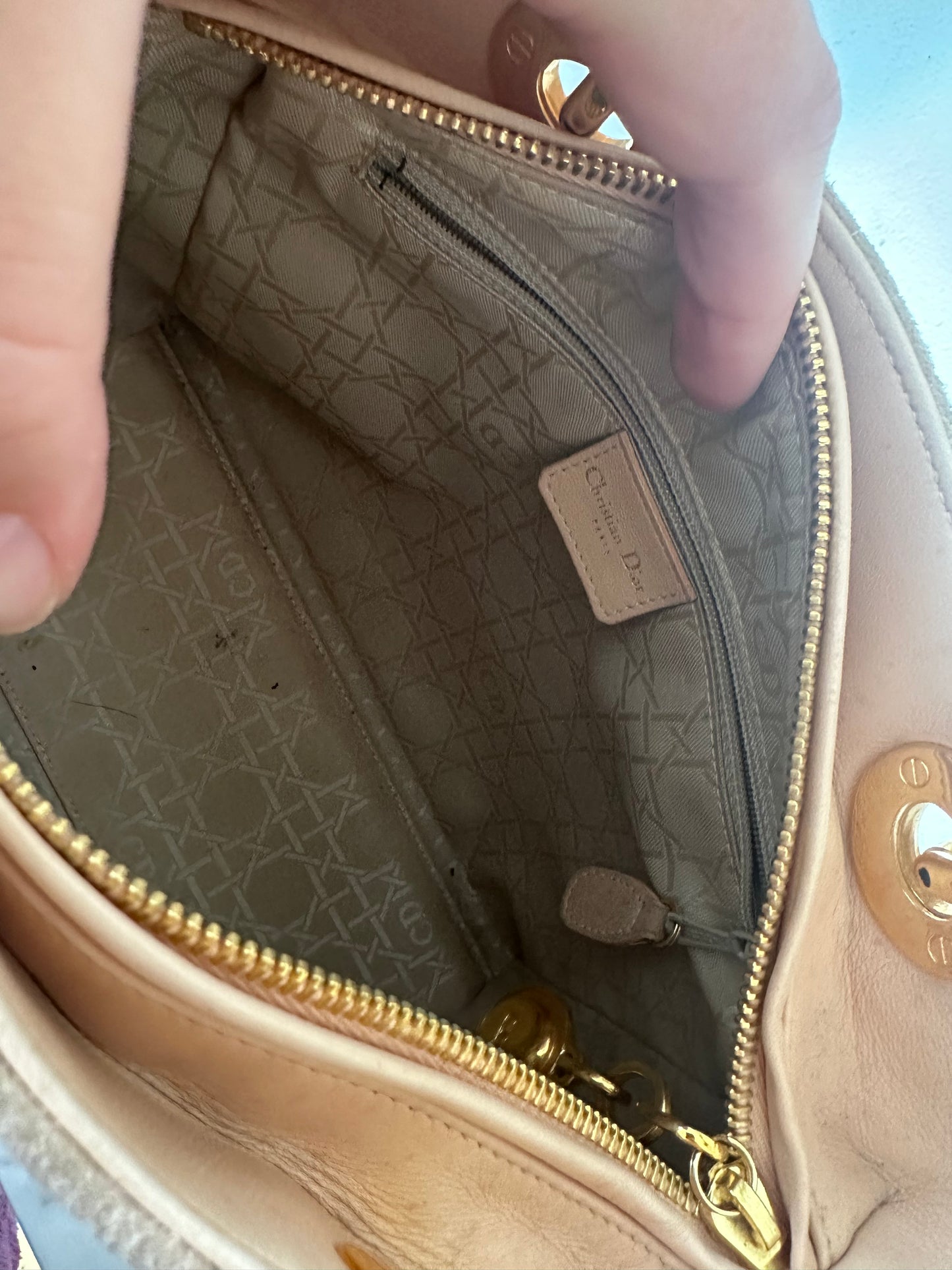 Lady Dior suède