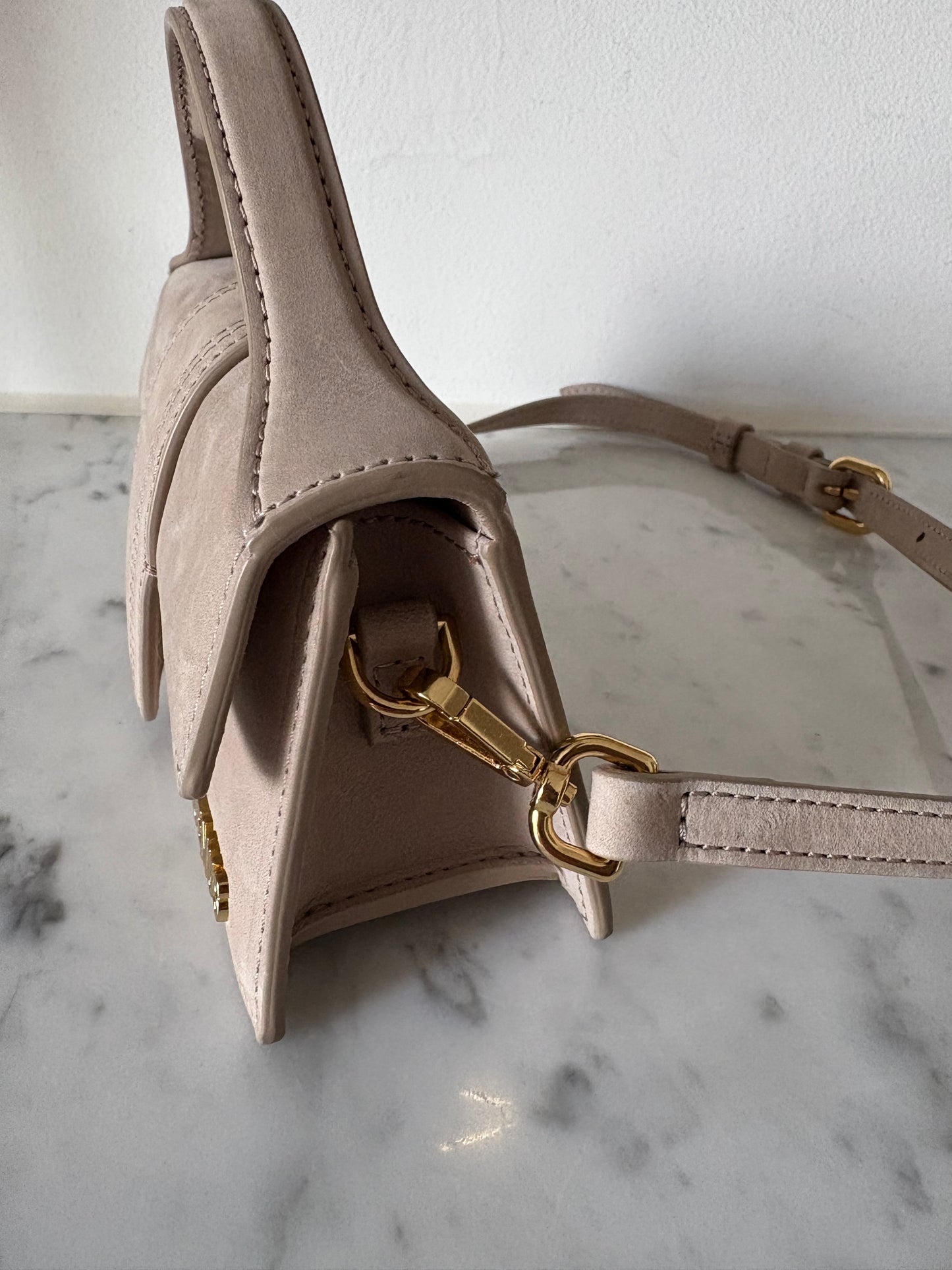 Jacquemus le bambino dark beige