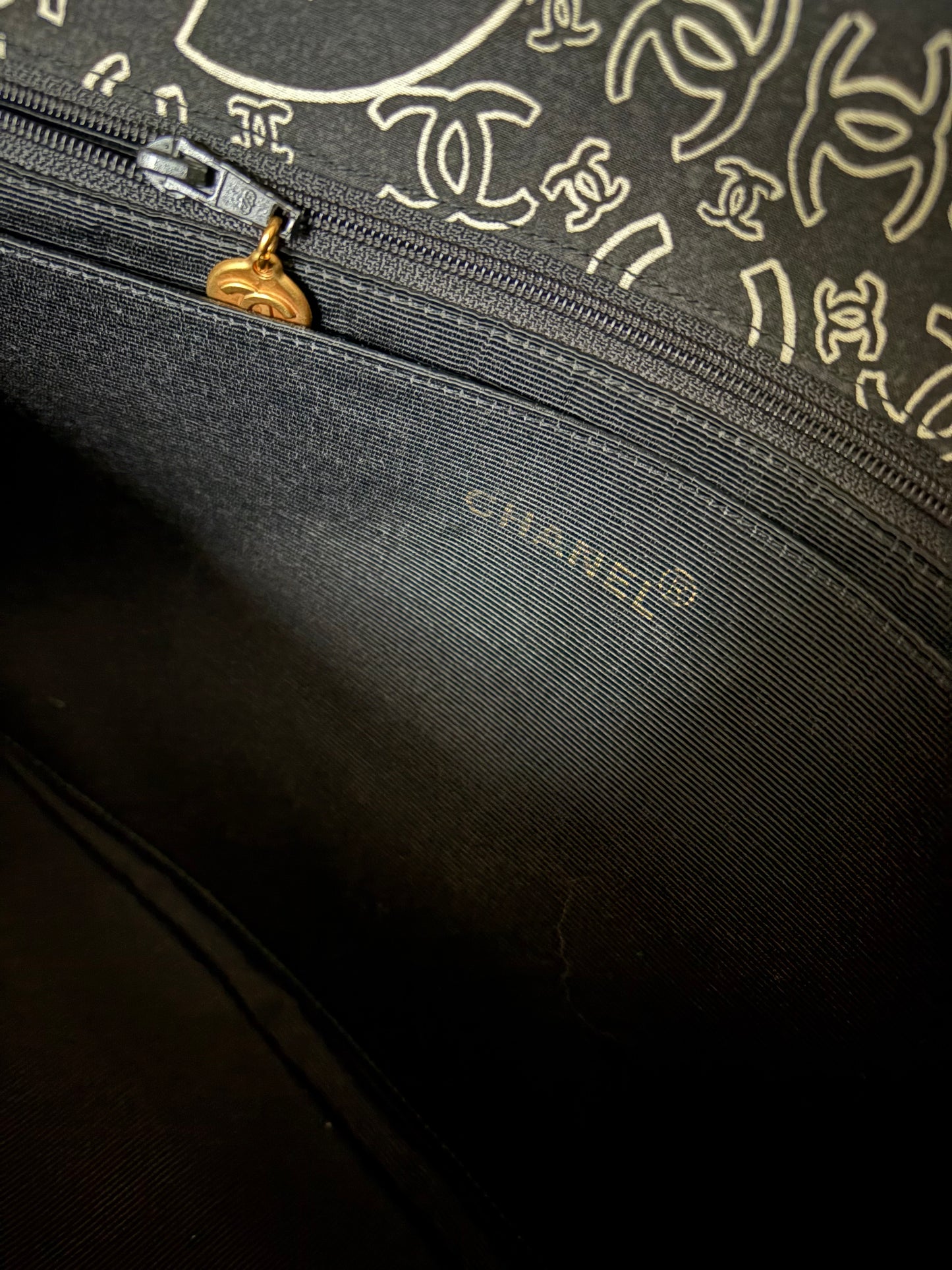 Chanel Bandana Jumbo