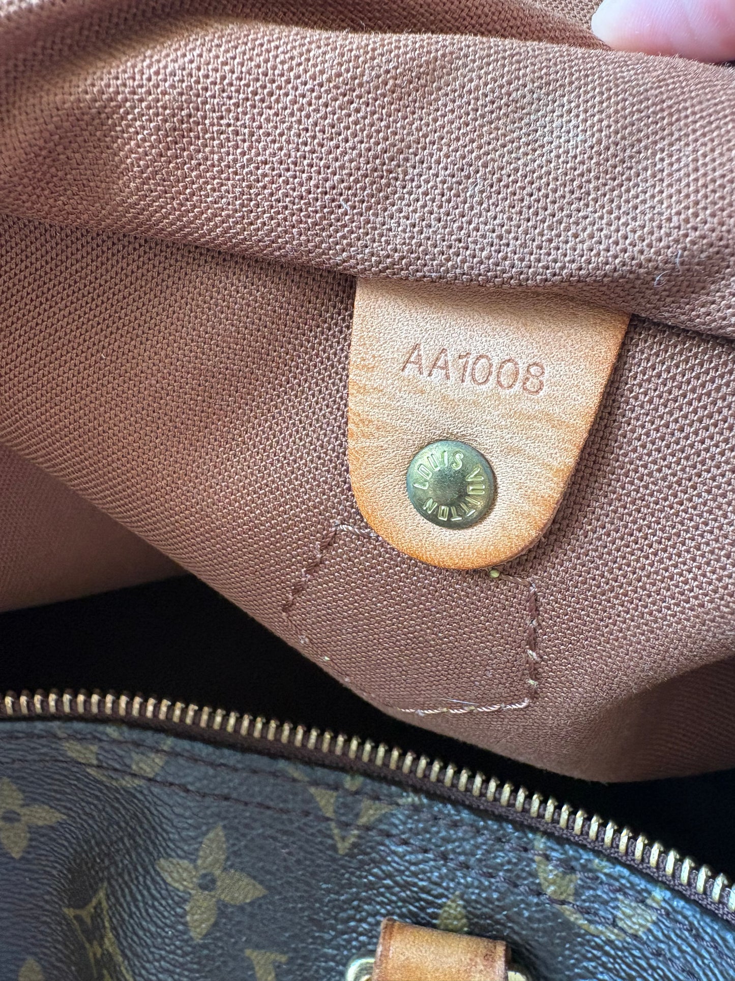 Louis Vuitton Speedy 35