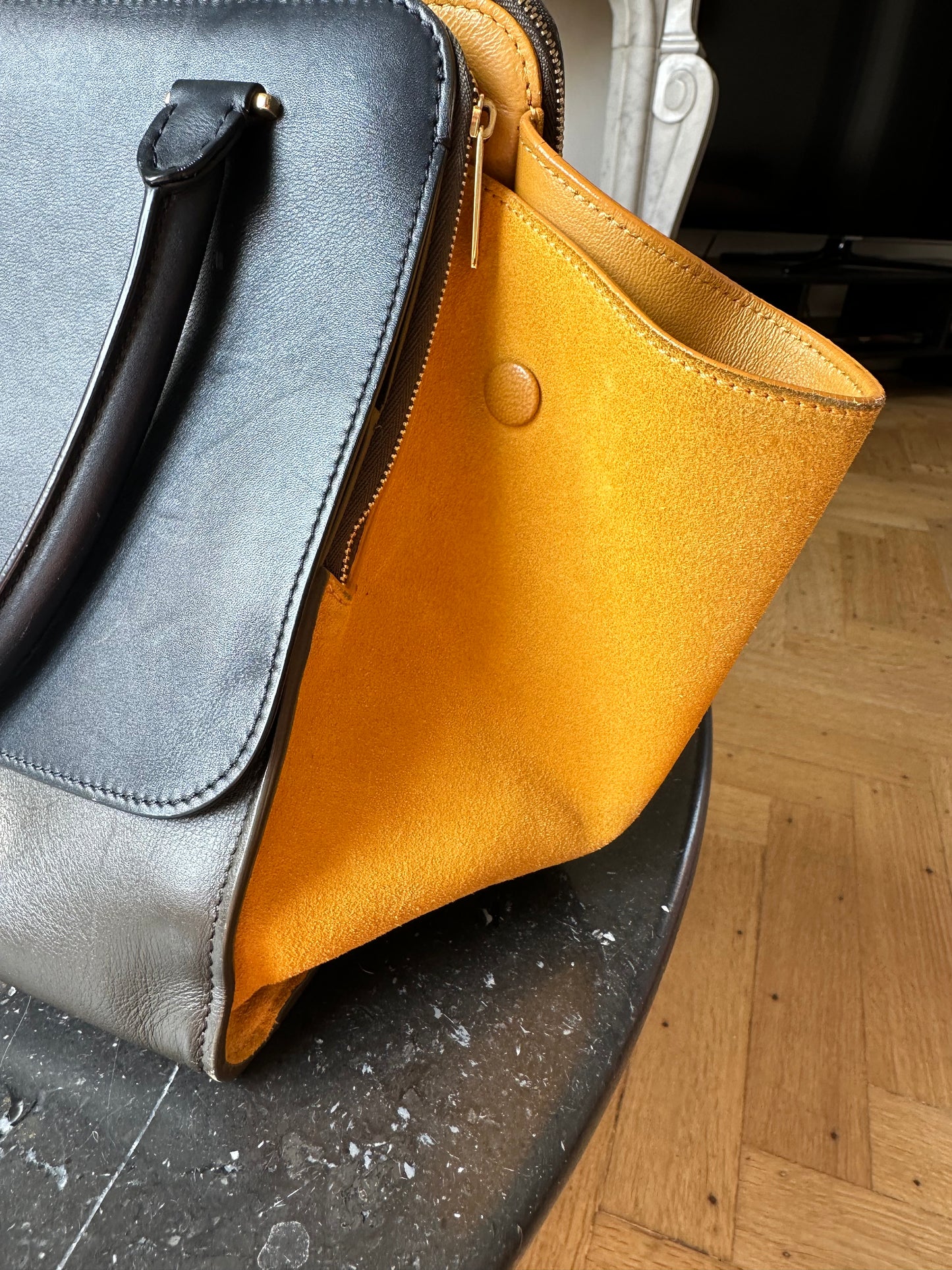 Celine Trapeze