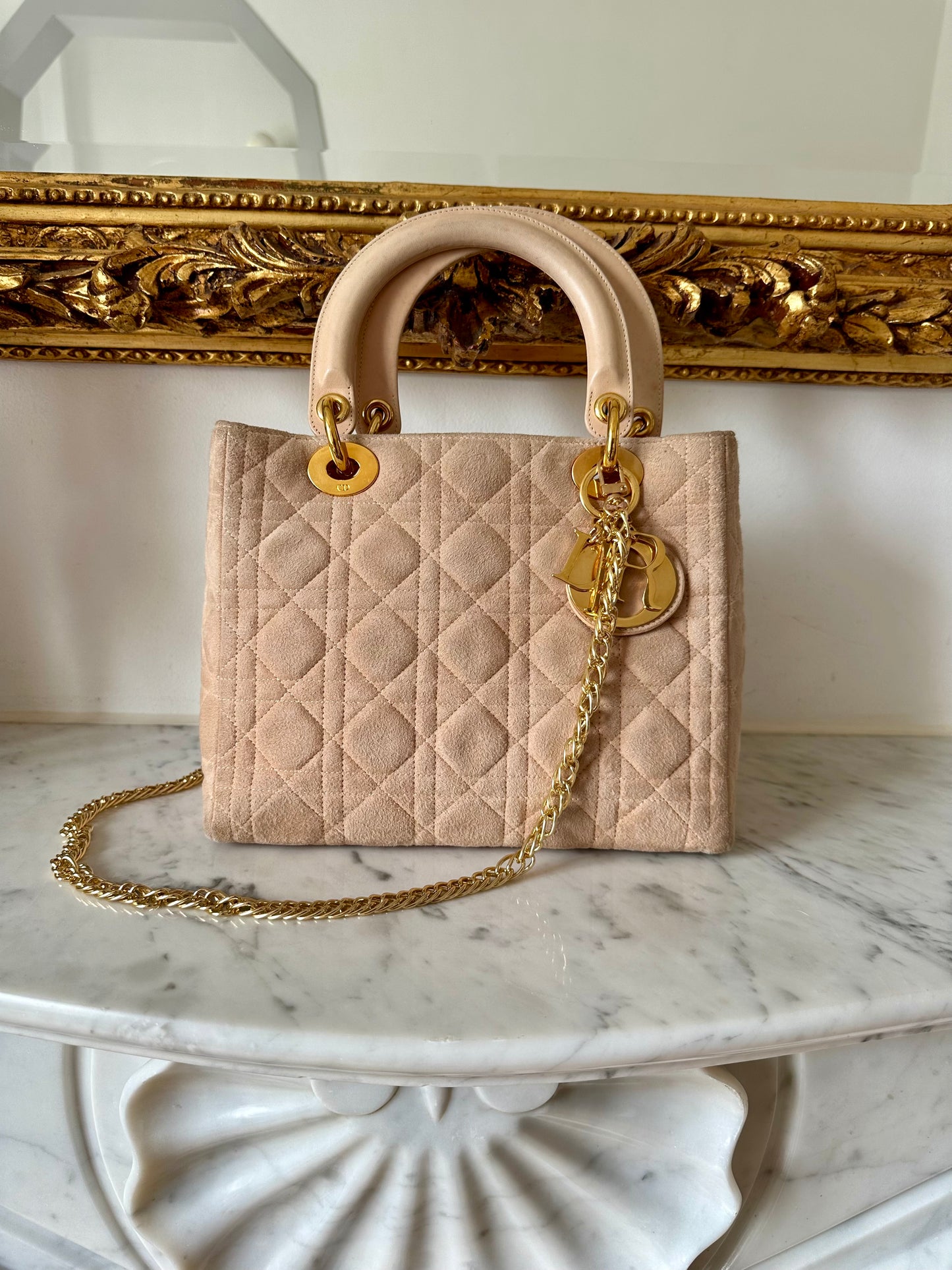 Lady Dior suède
