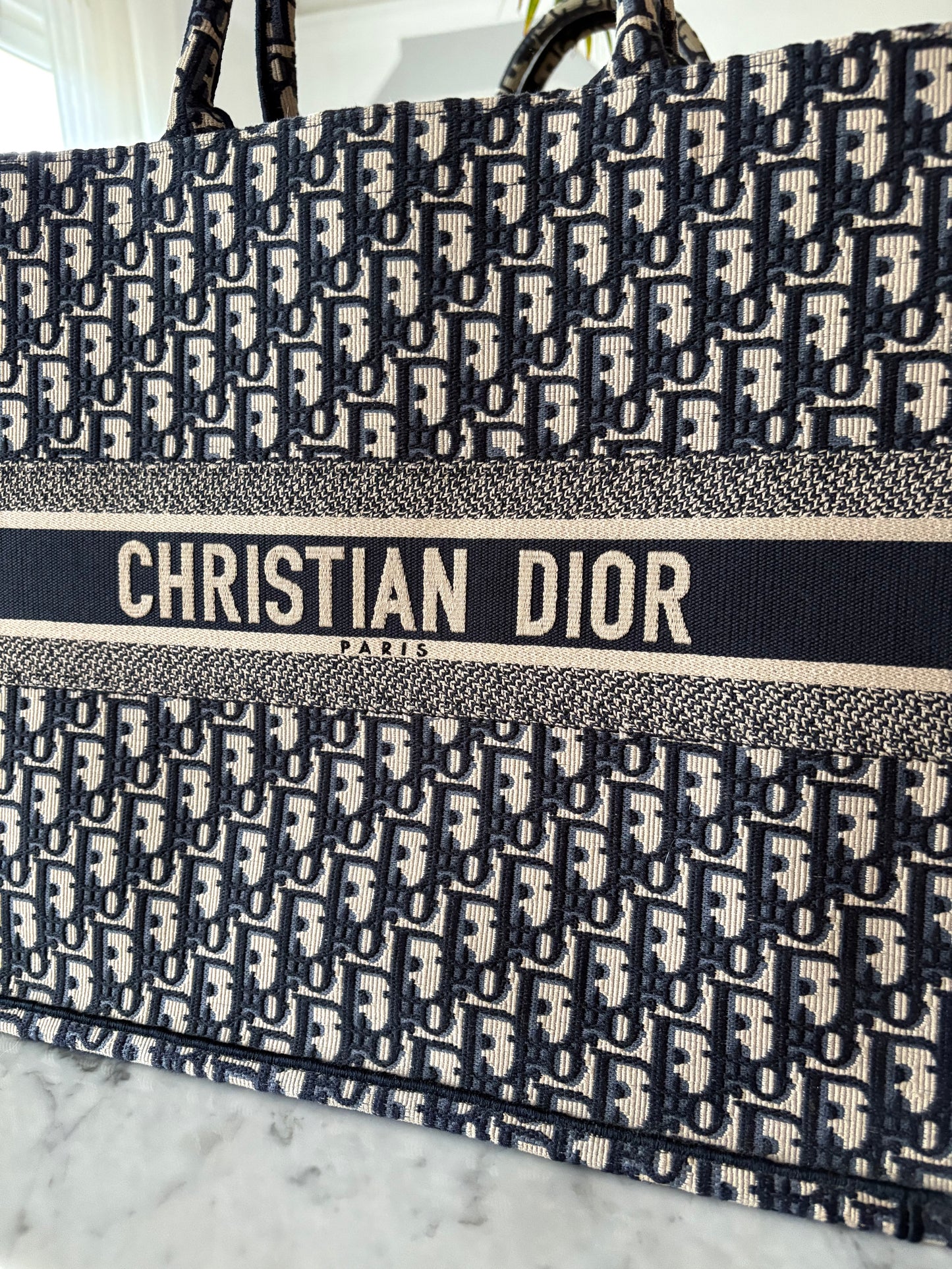 Dior Book tote classic