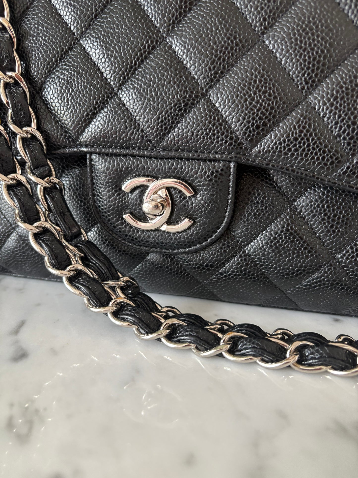 Chanel Jumbo classic