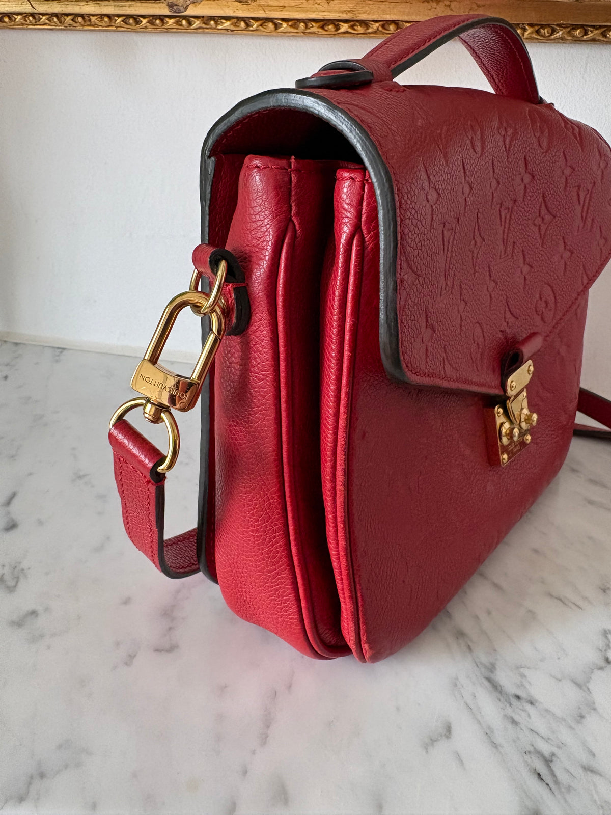 Louis Vuitton Métis Empreinte red