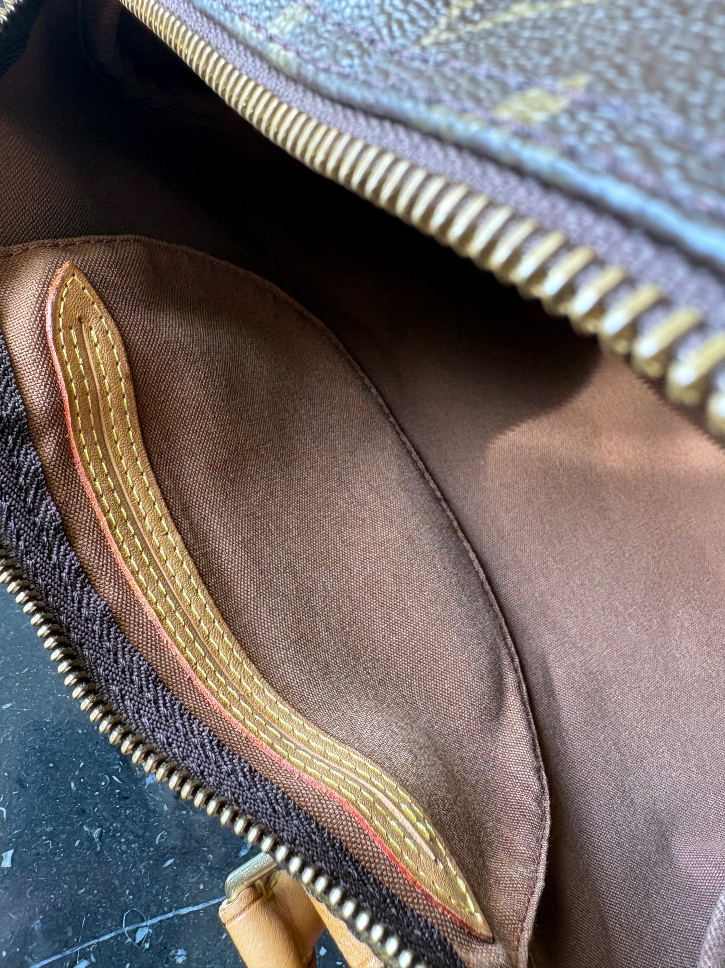 Louis Vuitton Speedy 30