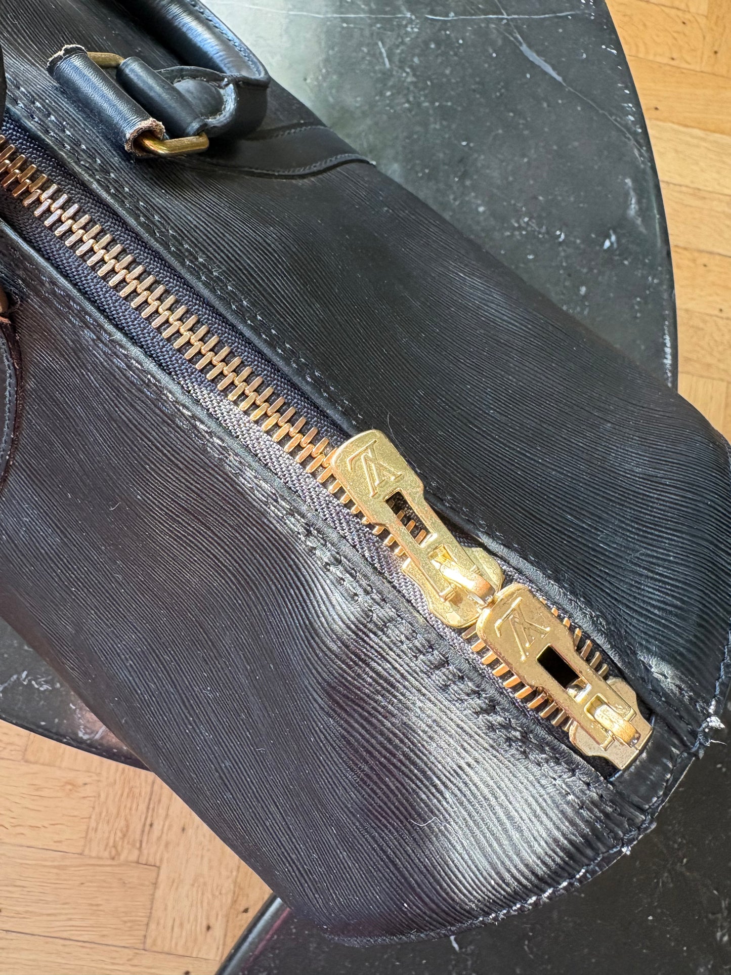 Louis Vuitton Keepall Epi 45