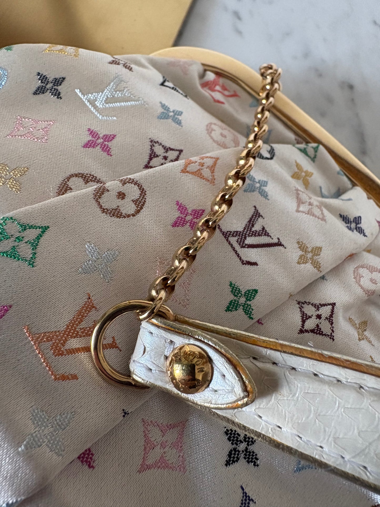 Louis Vuitton Aumoniere Multicolor