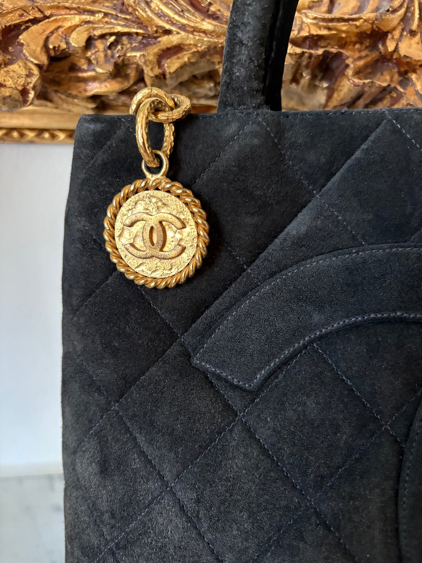 Chanel Medaillon tote