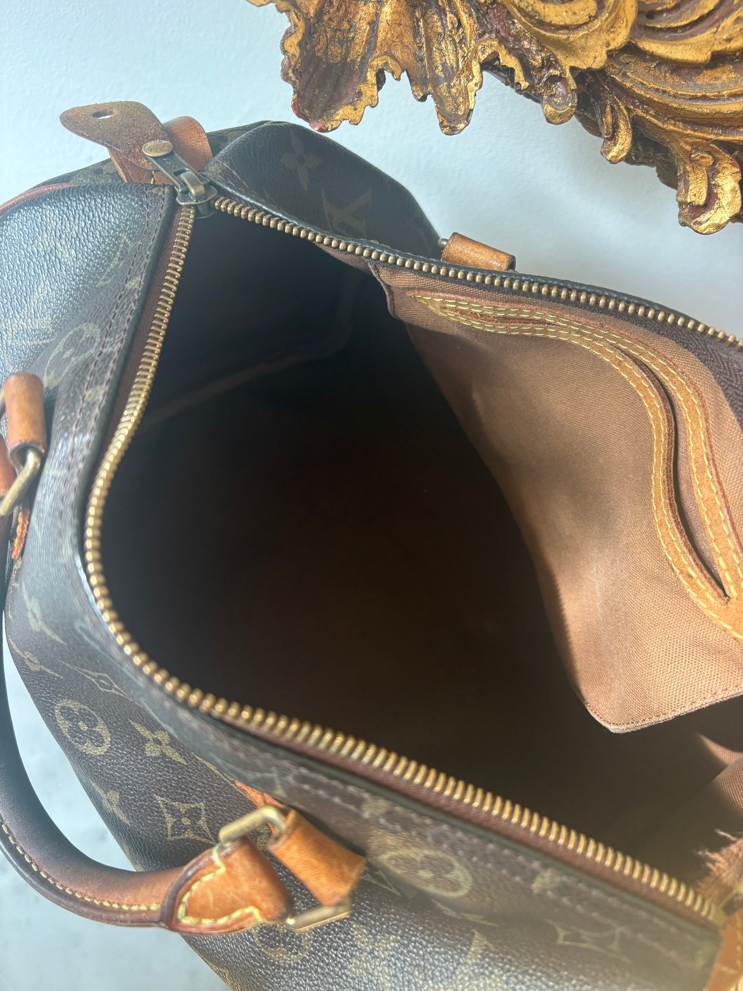 Louis Vuitton Speedy 30
