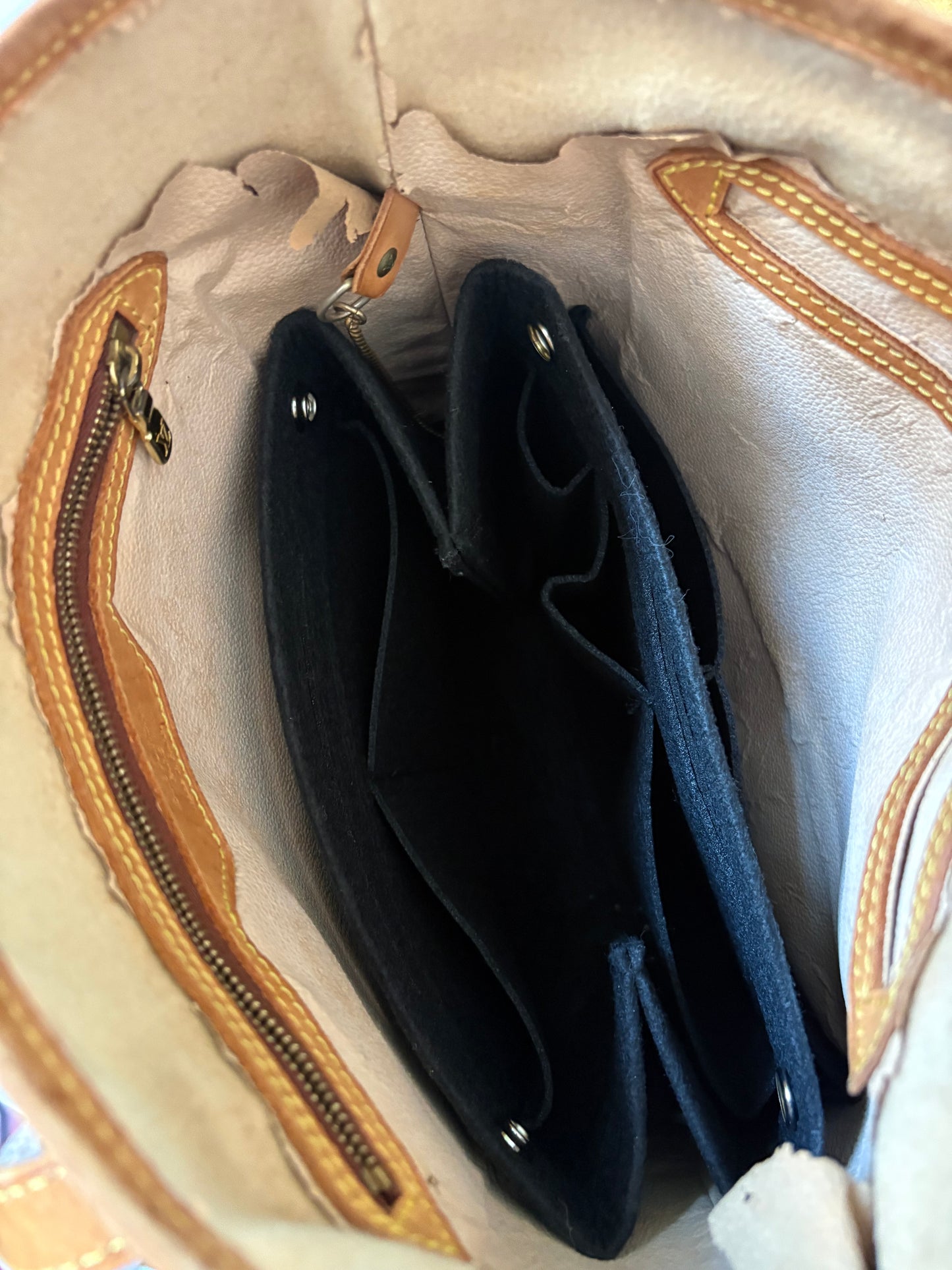 Louis Vuitton Bucket bag