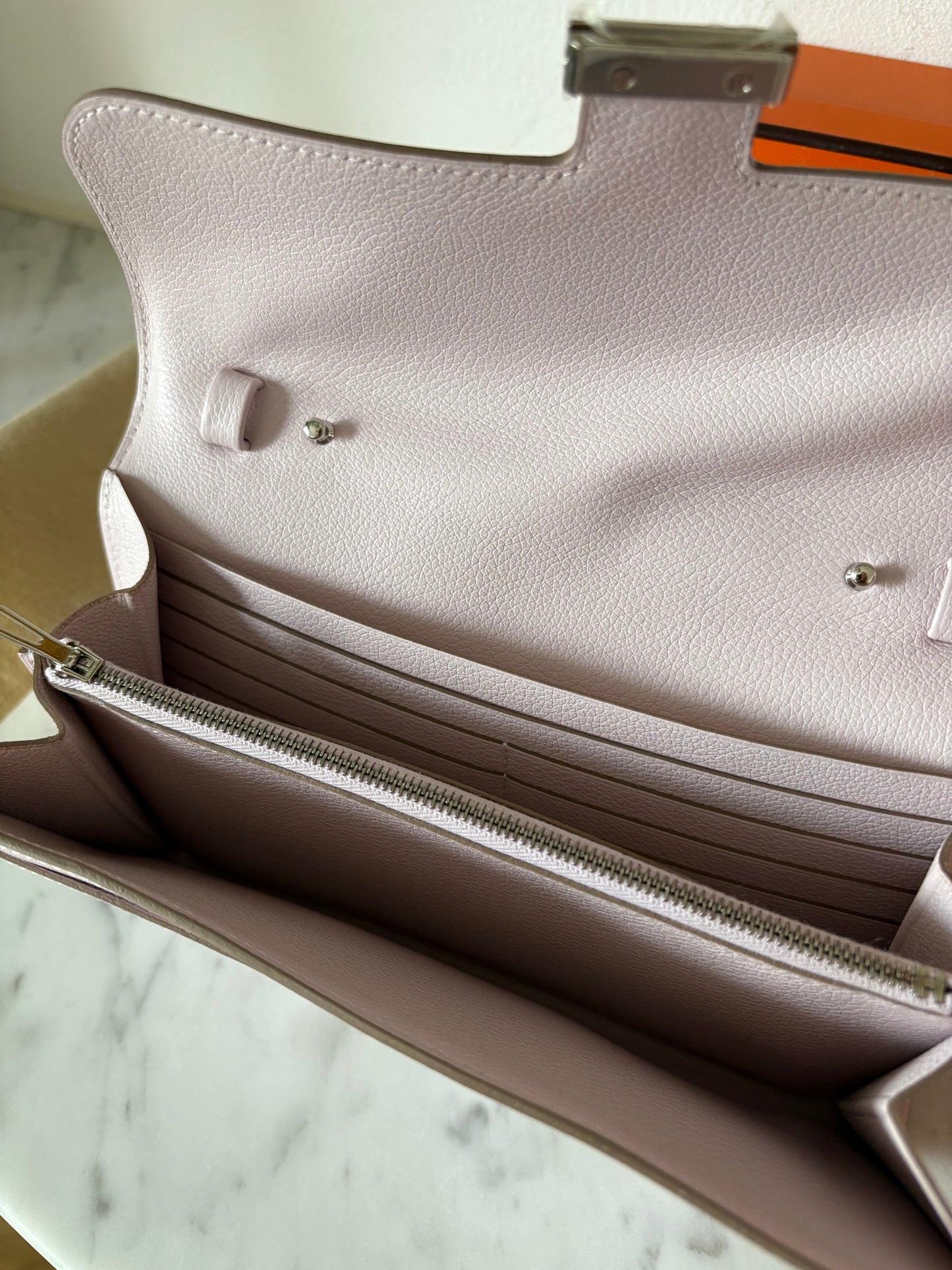 Hermès Constance To Go