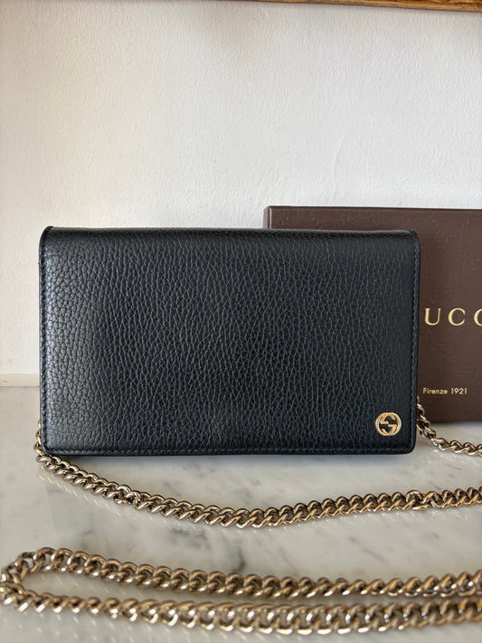 Gucci Wallet on Chain