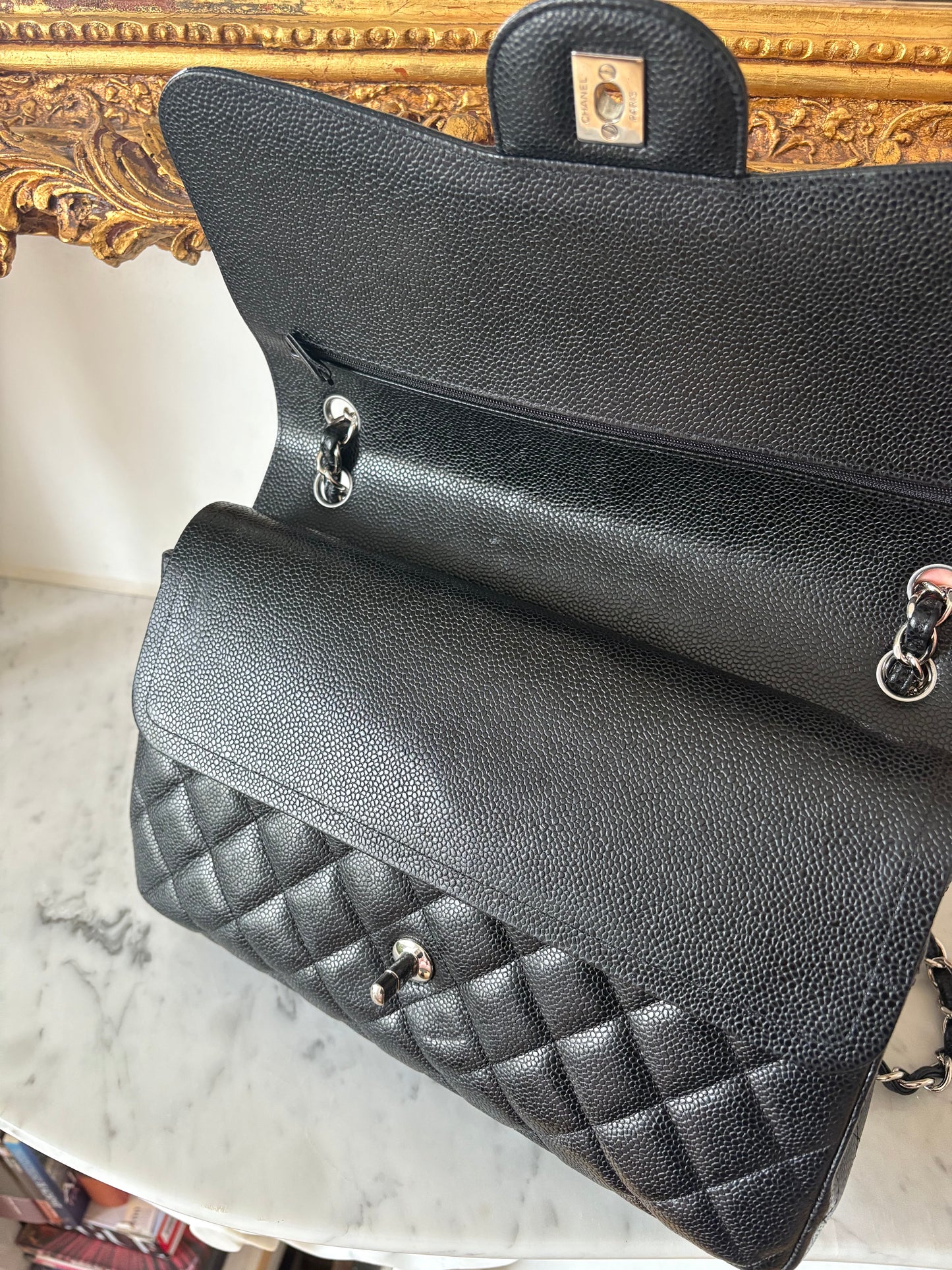 Chanel Jumbo classic