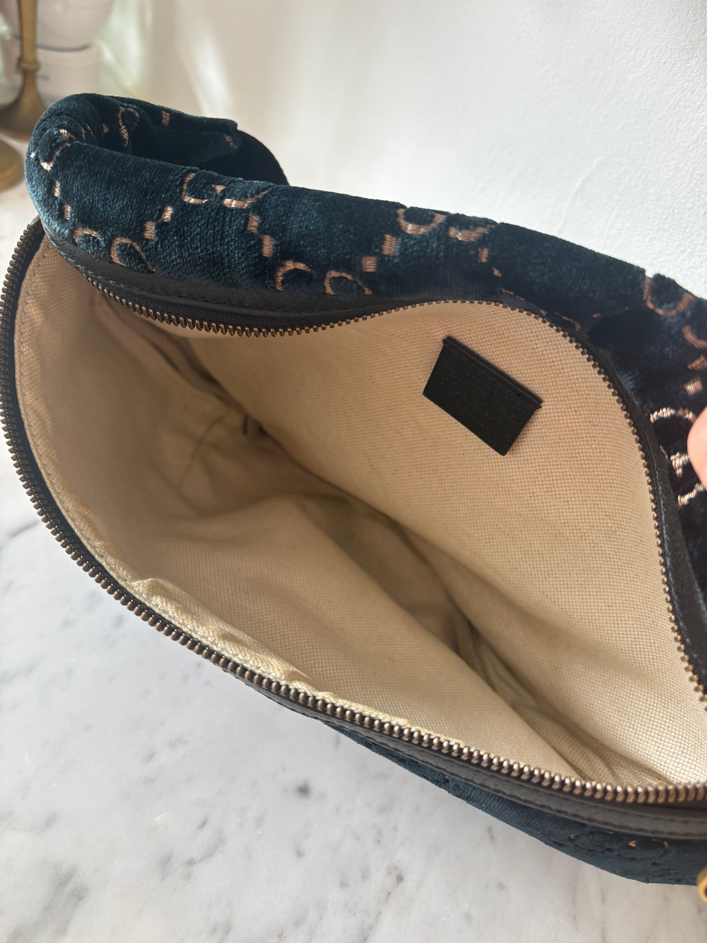 Gucci Ophidia velvet belt bag