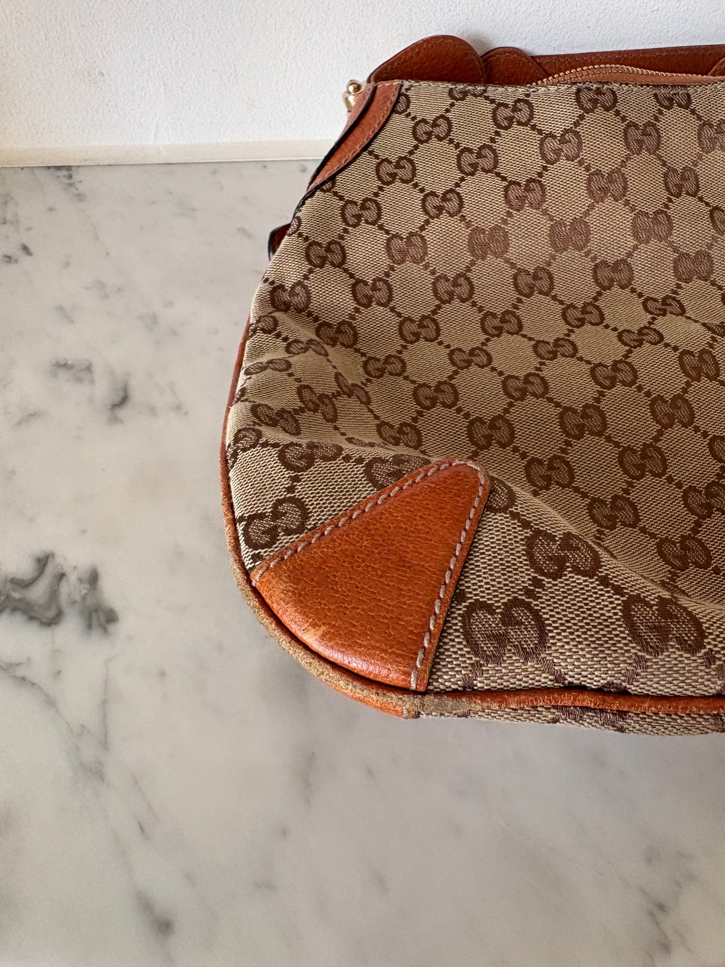 Gucci vintage hobo