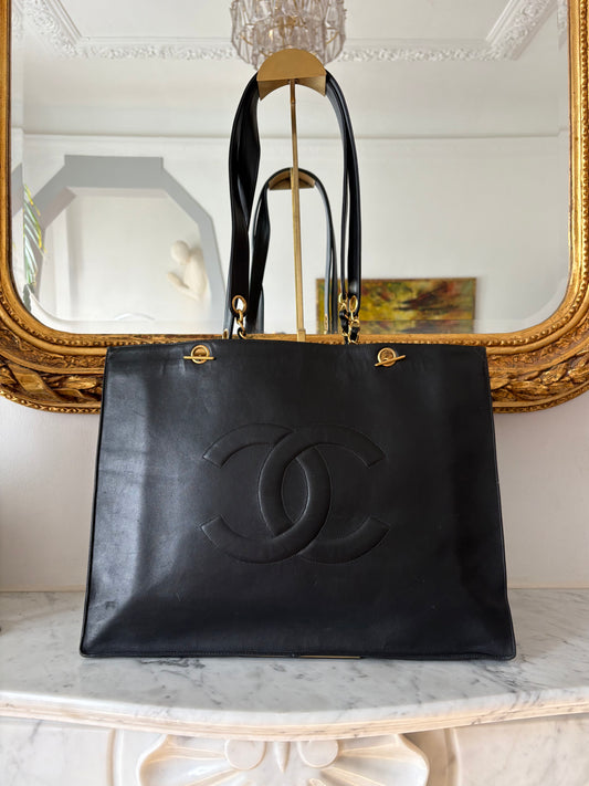 Chanel vintage tote