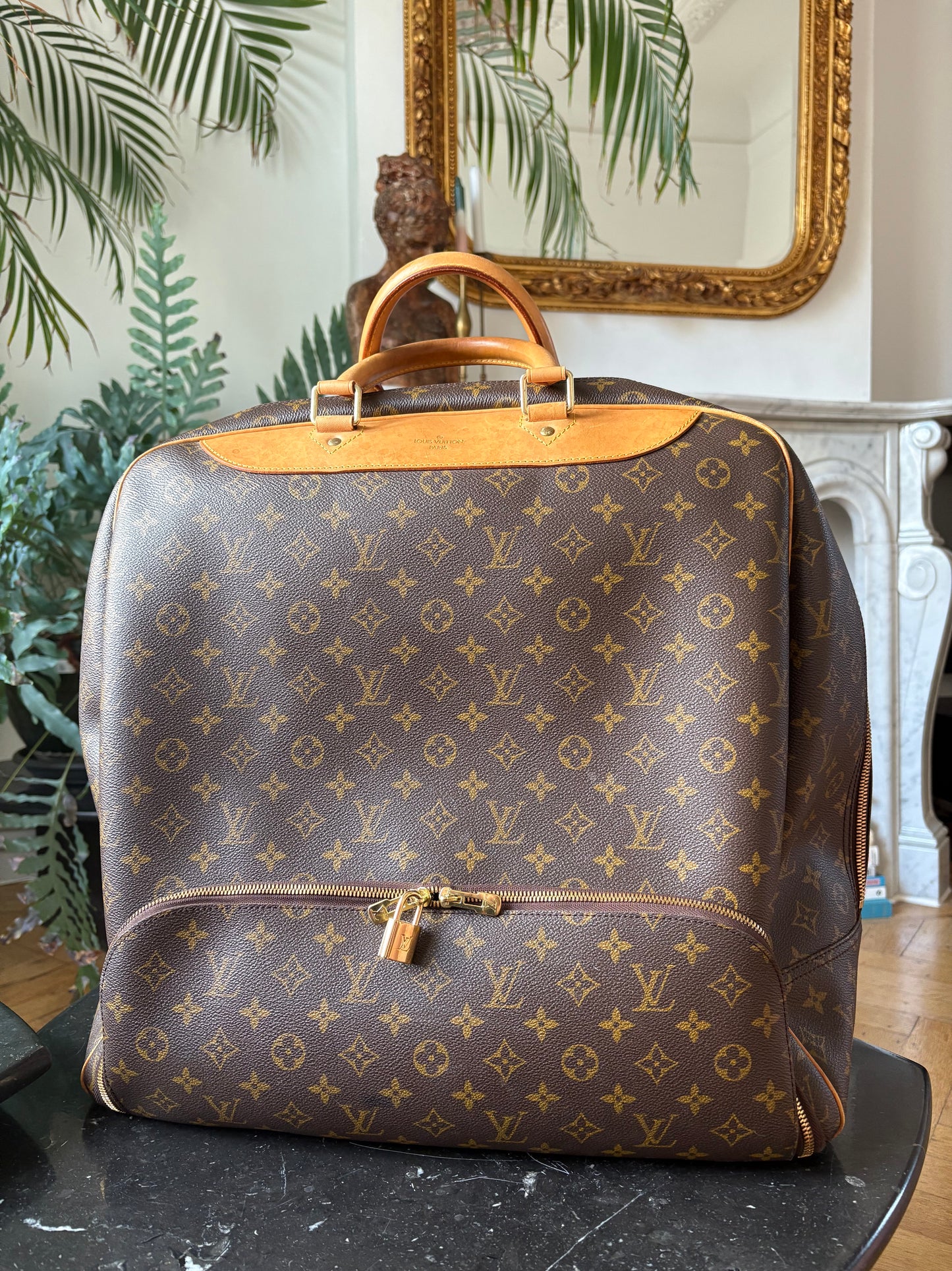 Louis Vuitton Evasion