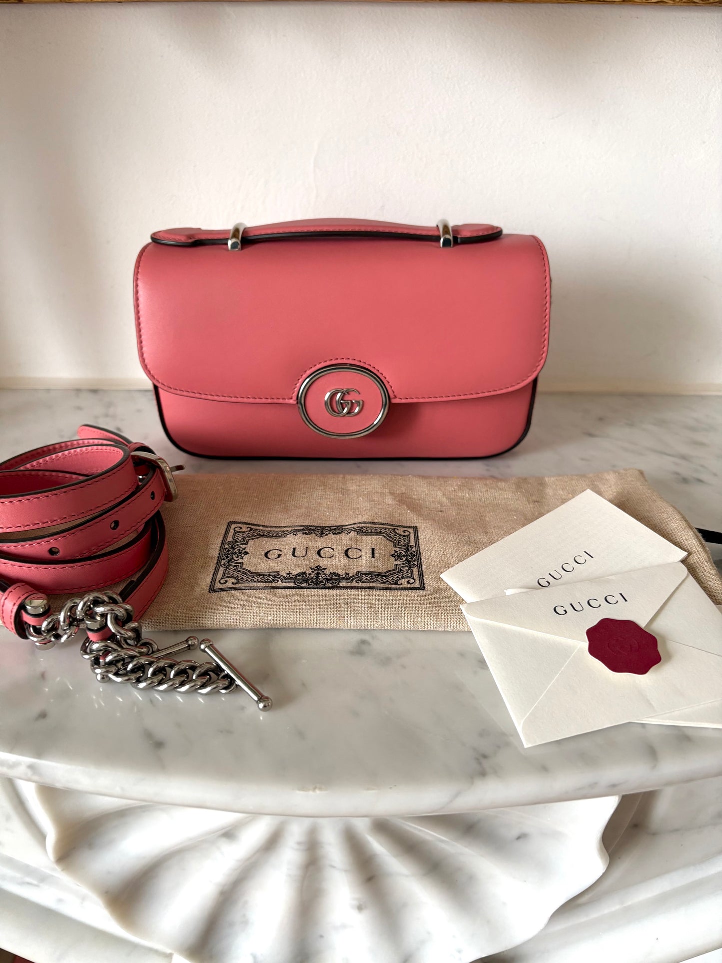 Gucci petite GG
