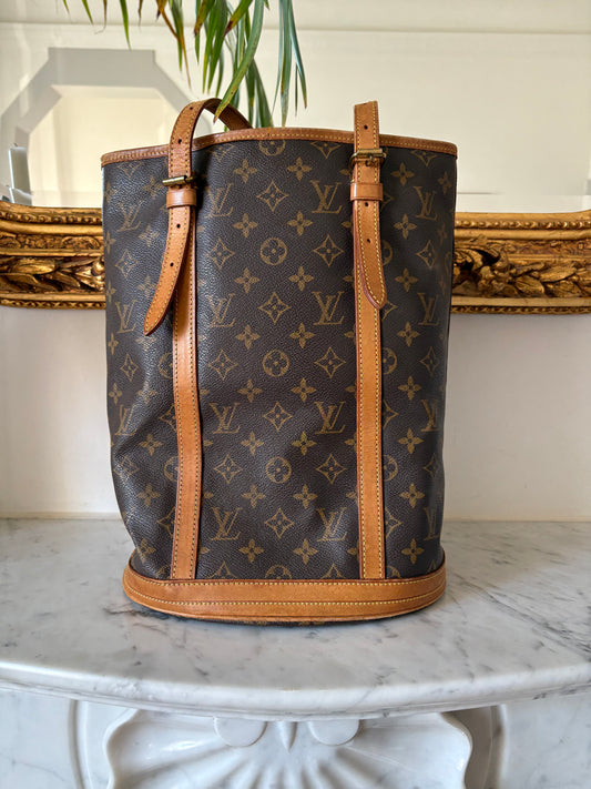 Louis Vuitton Bucket bag