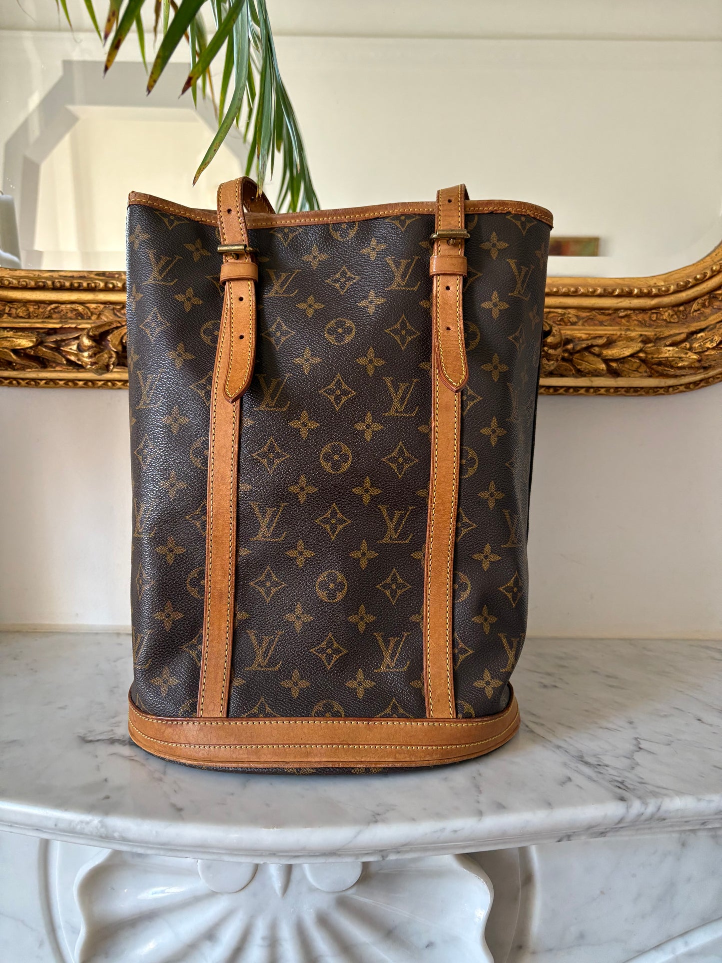 Louis Vuitton Bucket bag