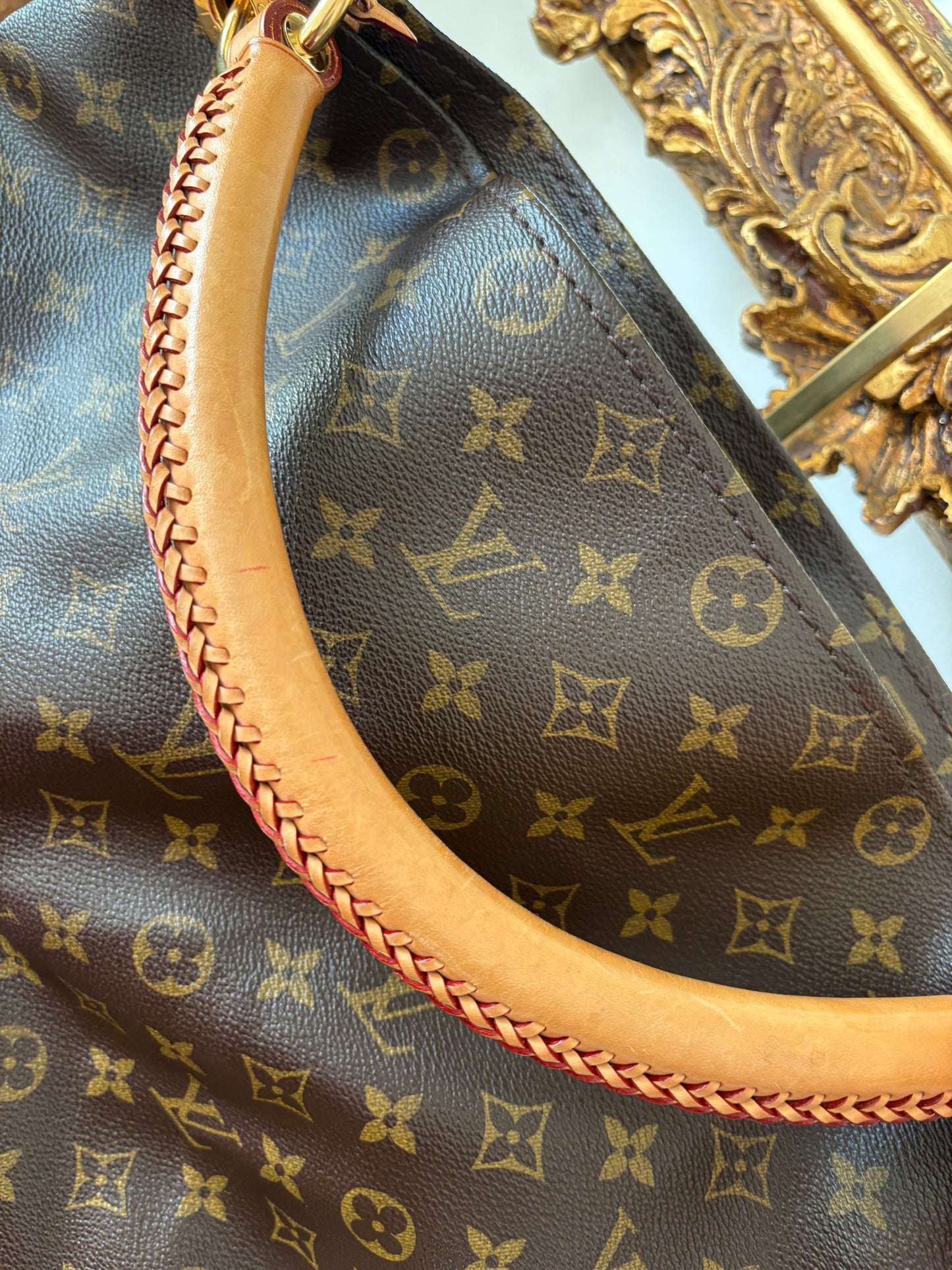 Louis Vuitton Artsy