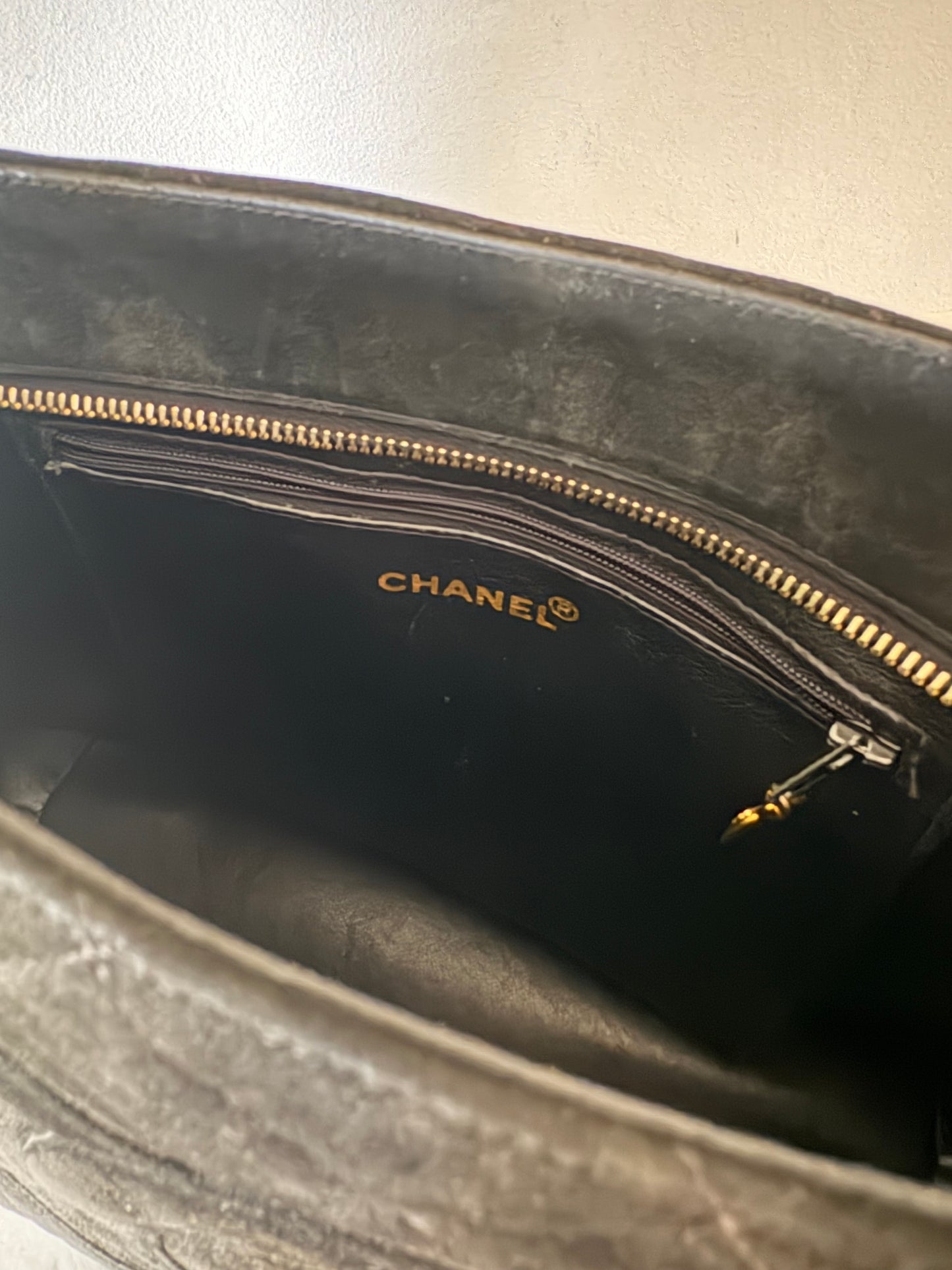 Chanel Medaillon tote