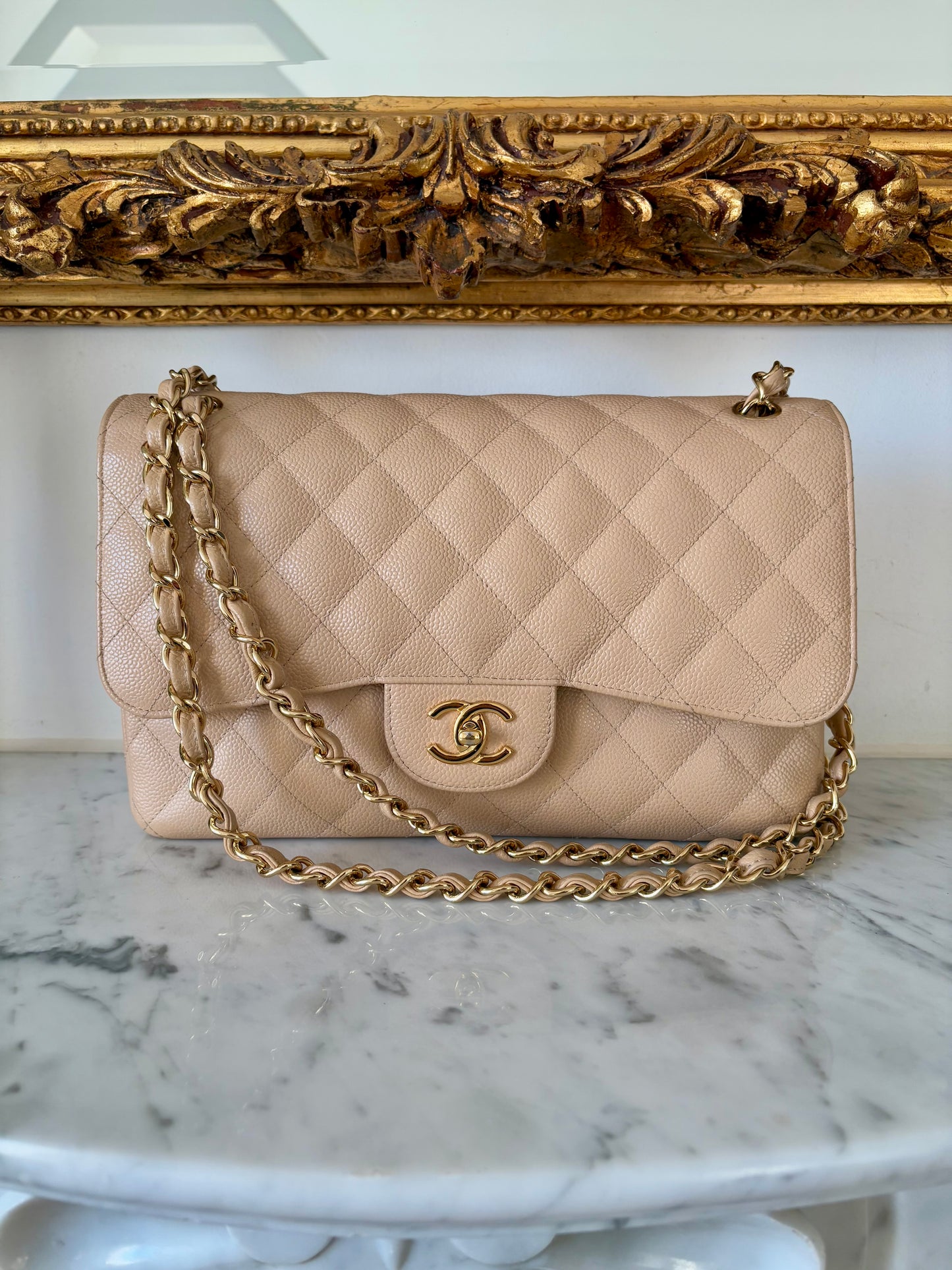 Chanel Jumbo classic flap