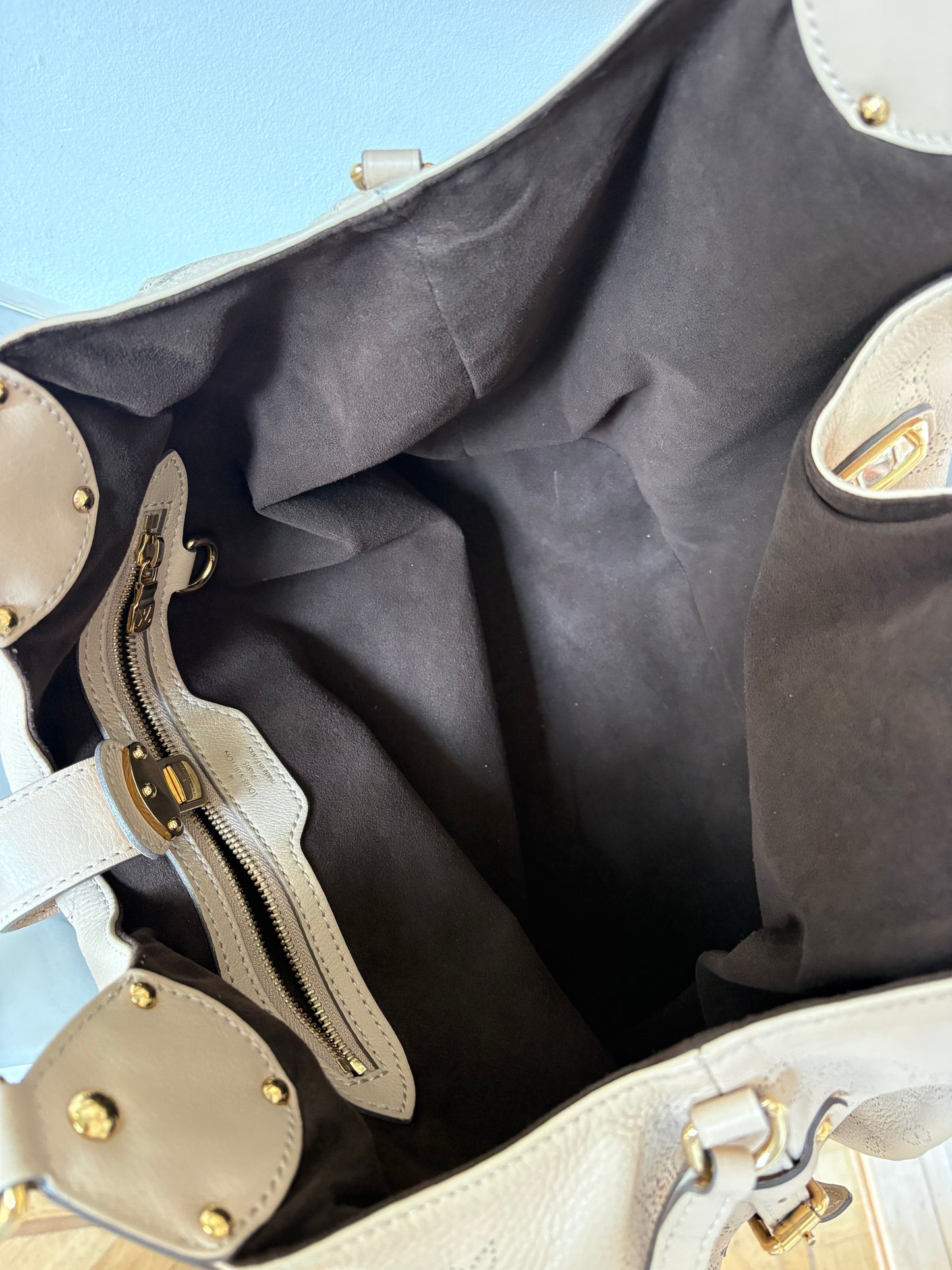 -RESERVED-Louis Vuitton Mahina