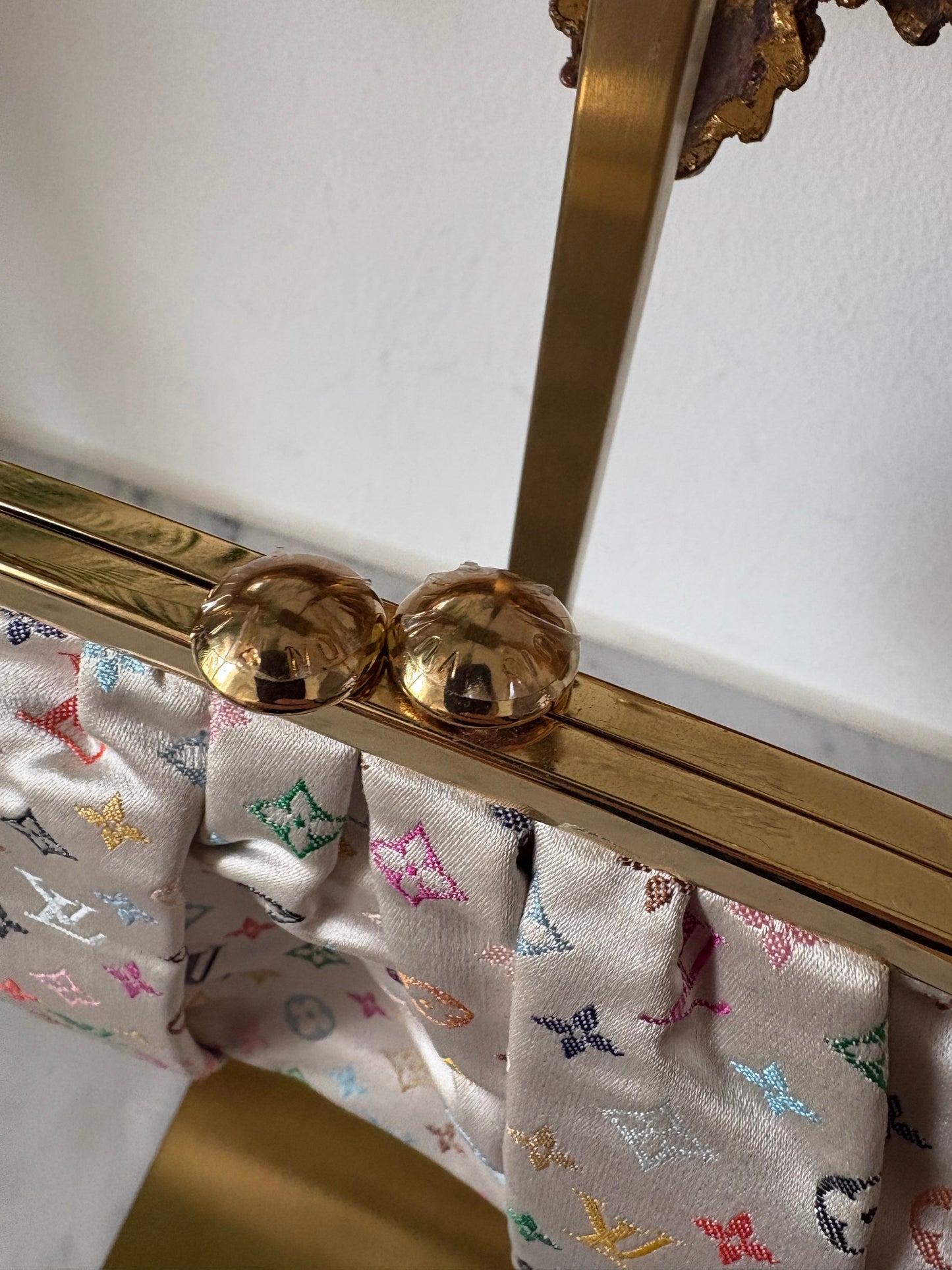 Louis Vuitton Aumoniere Multicolor