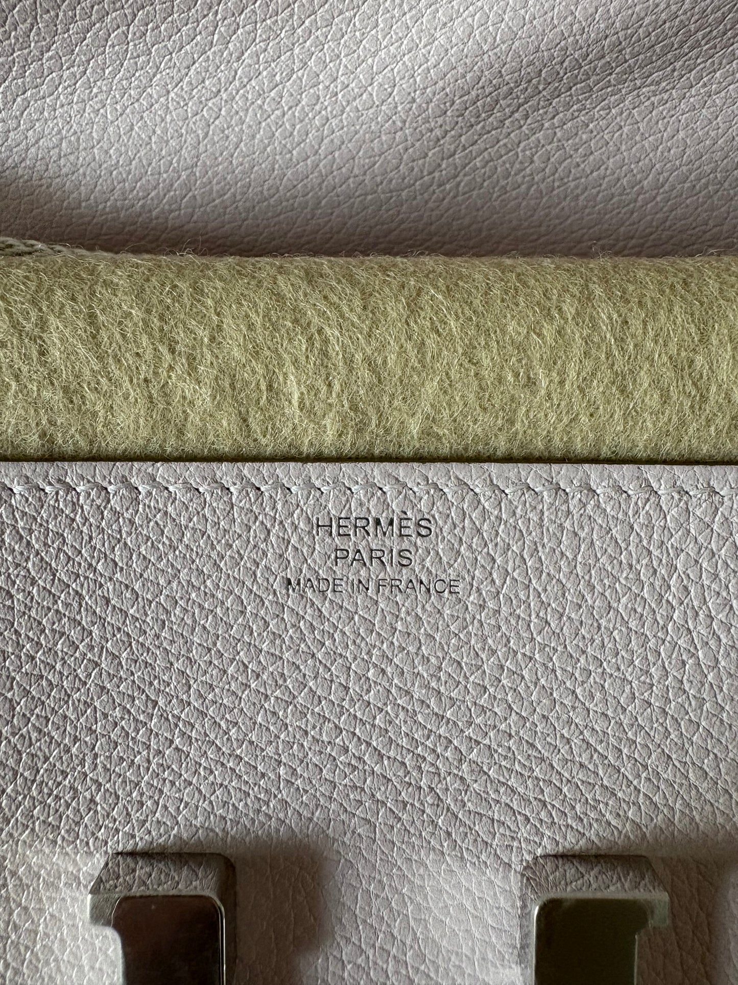 Hermès Constance To Go