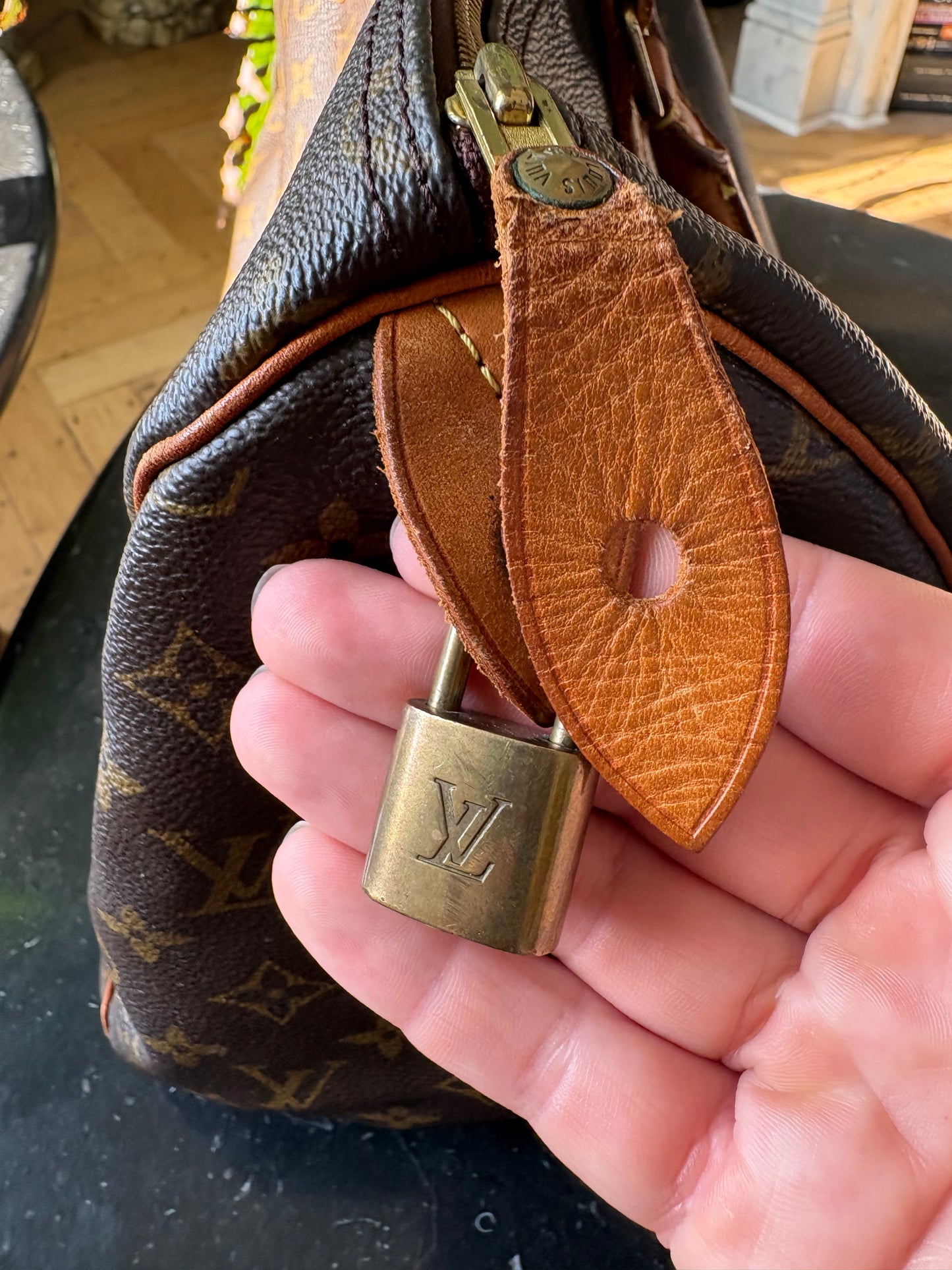 Louis Vuitton Speedy 35