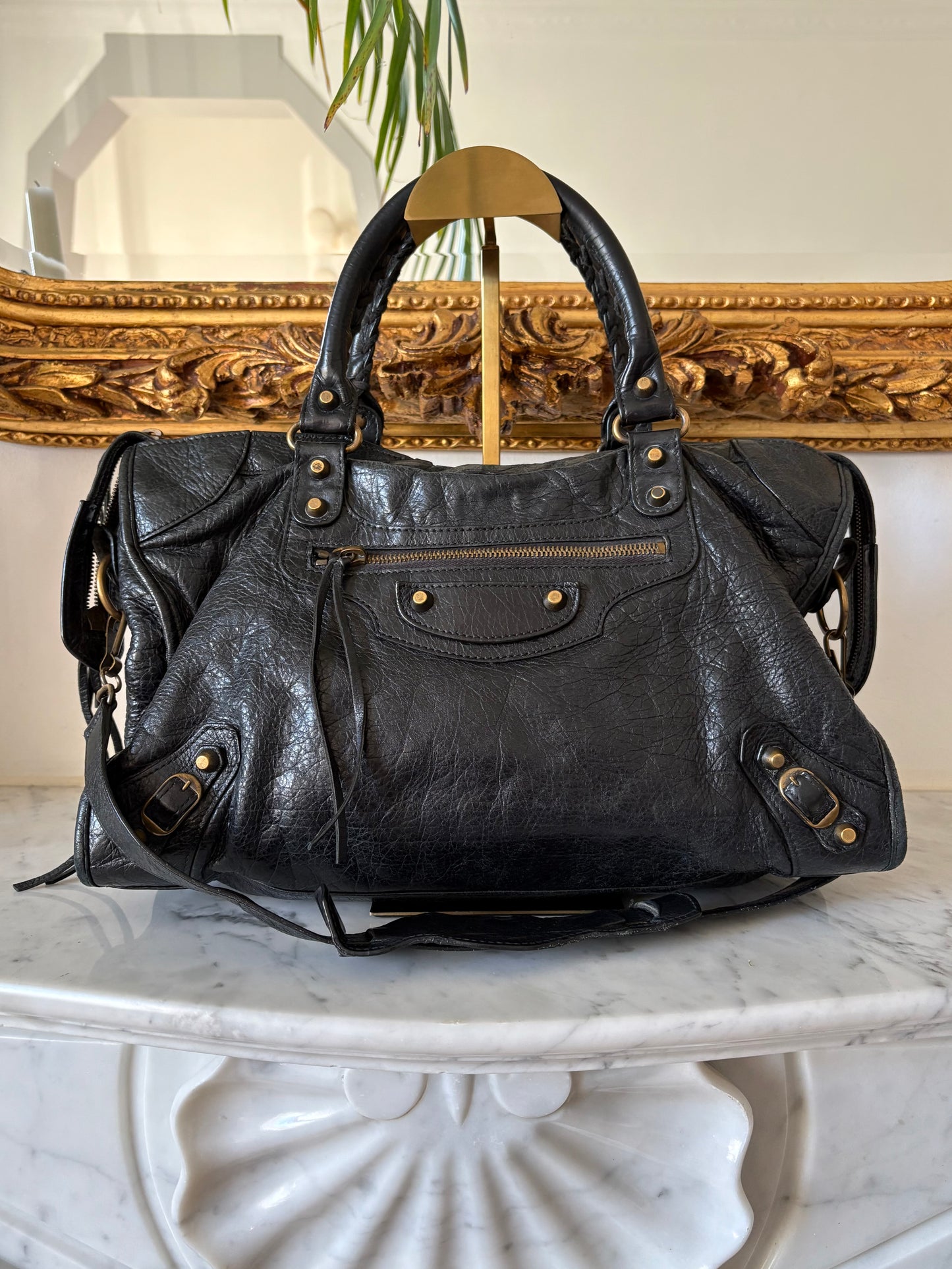 Balenciaga City