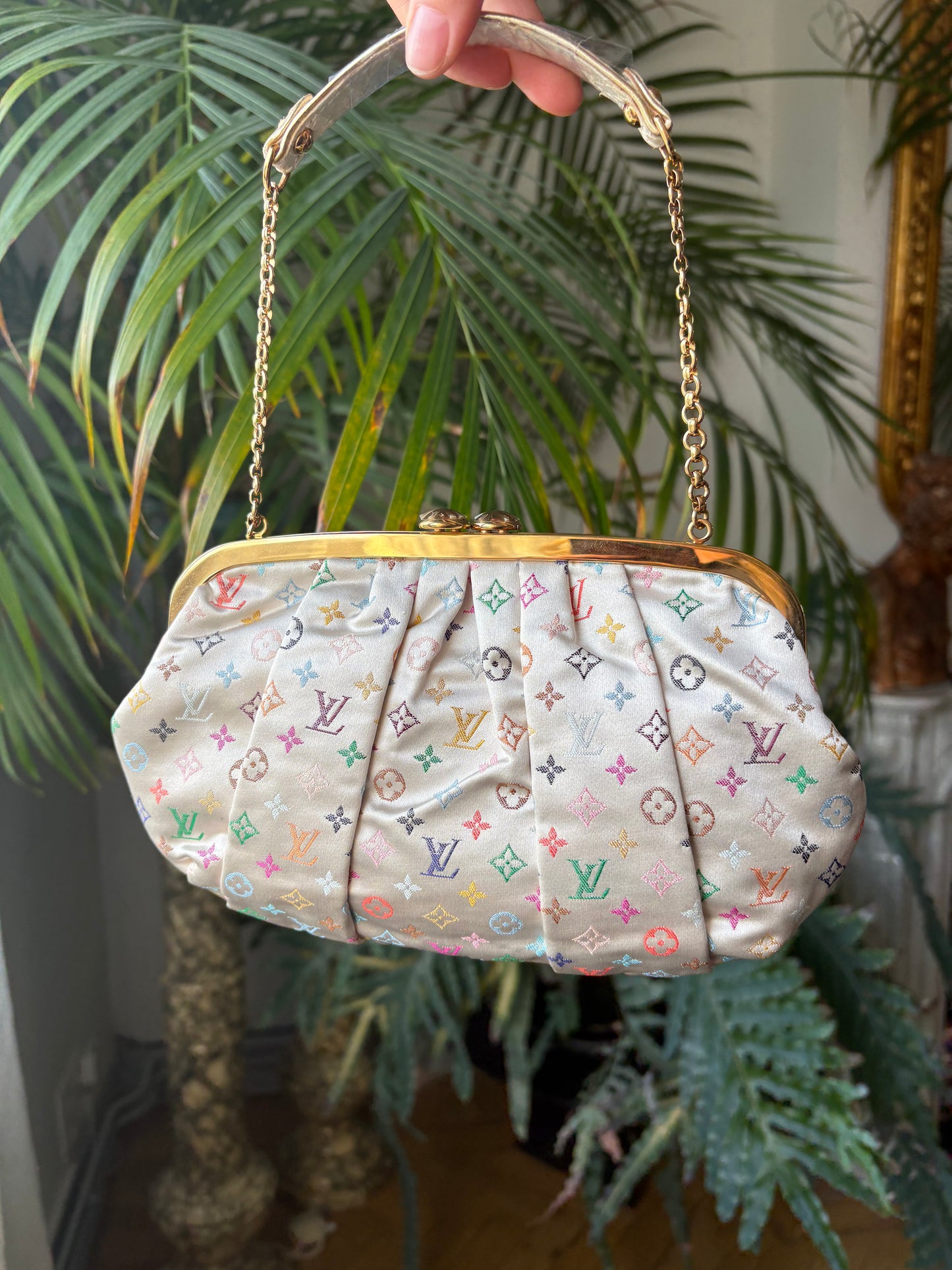 Louis Vuitton Aumoniere Multicolor