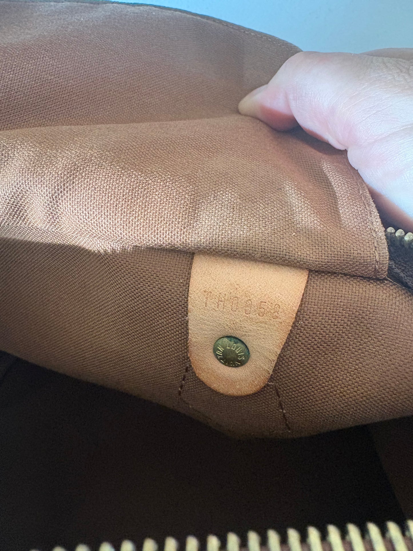 Louis Vuitton Speedy 30