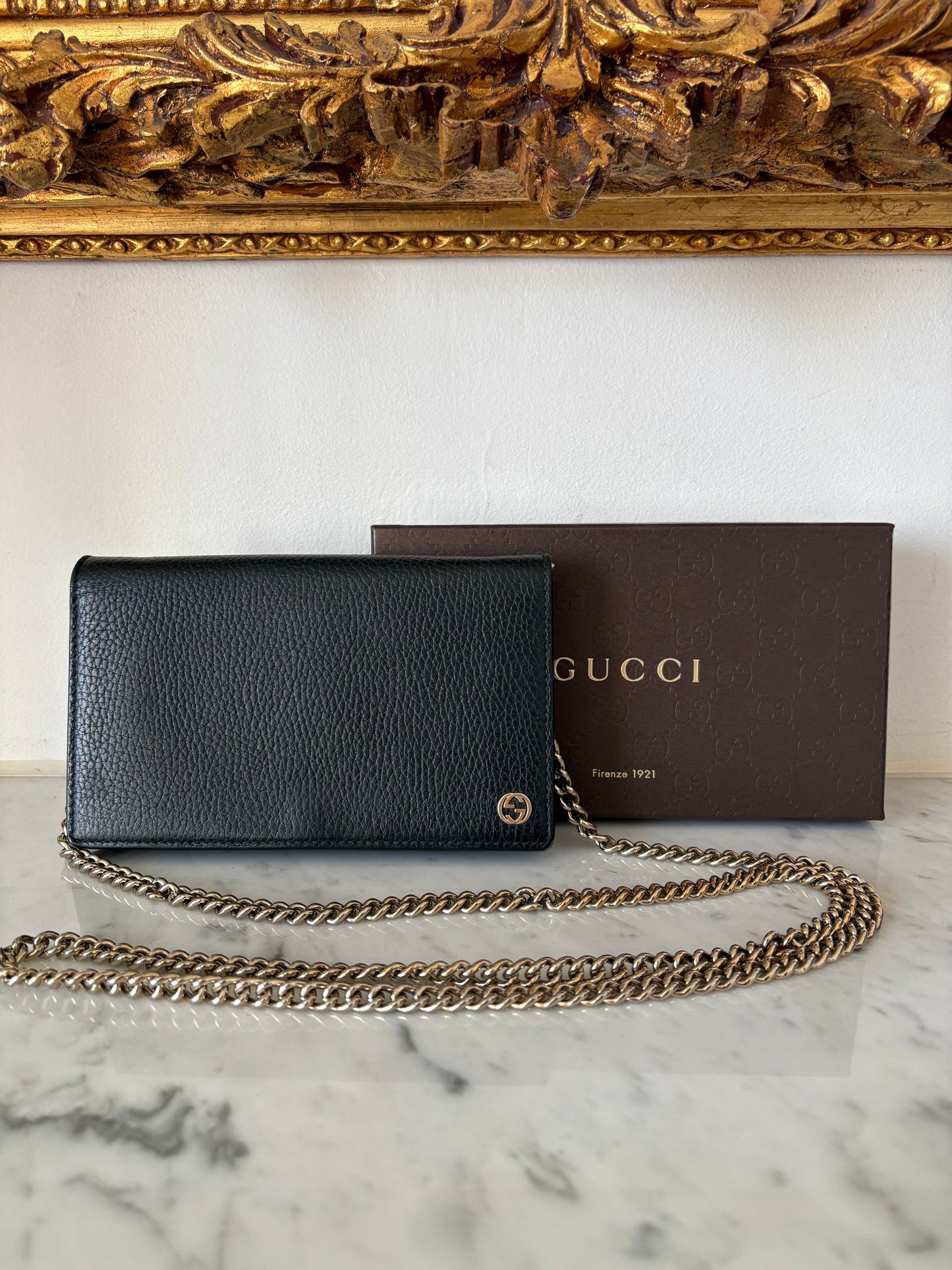 Gucci Wallet on Chain